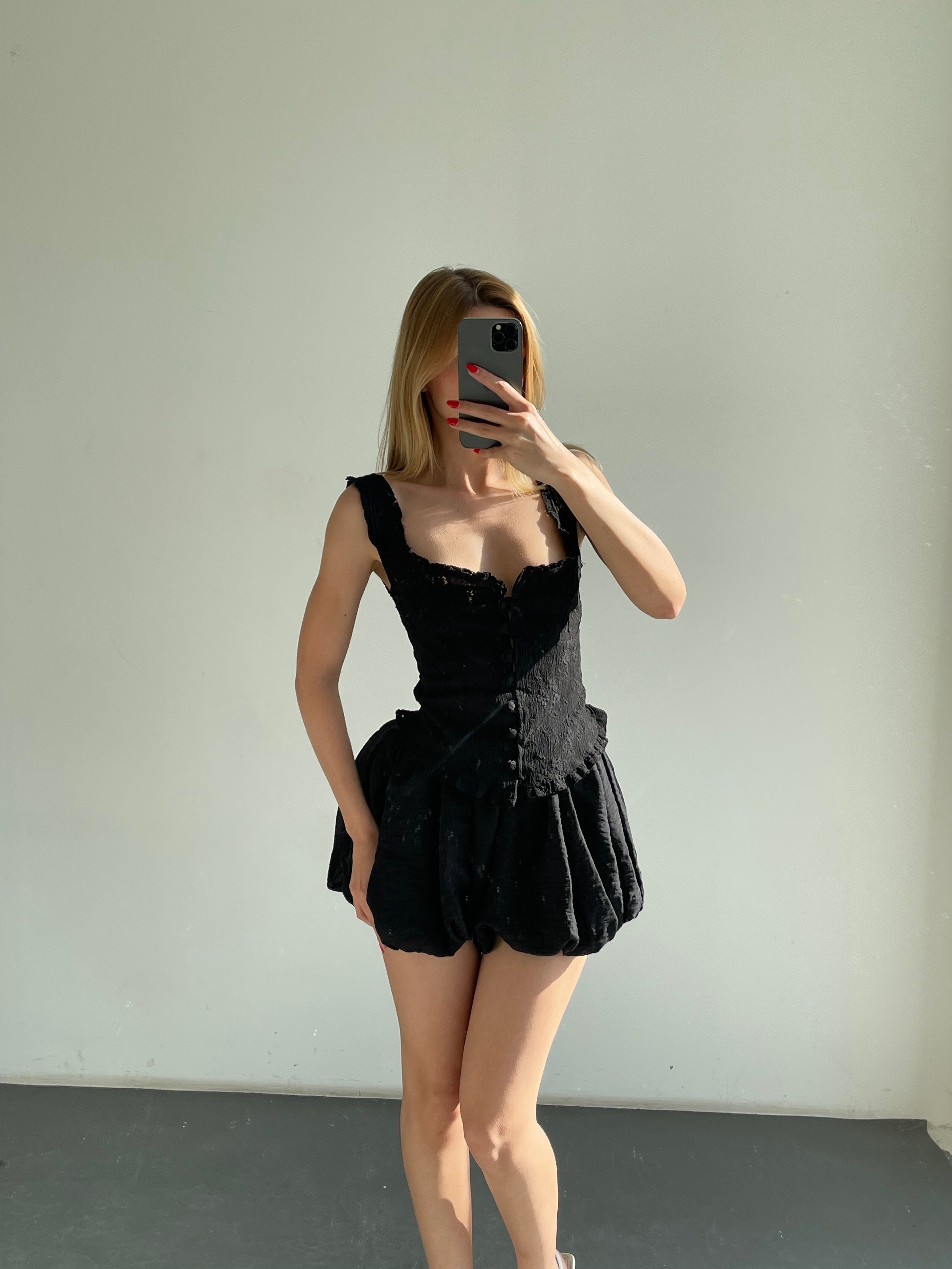 Siyah Dantel Detaylı Büstiyer & Balon Şort Takım