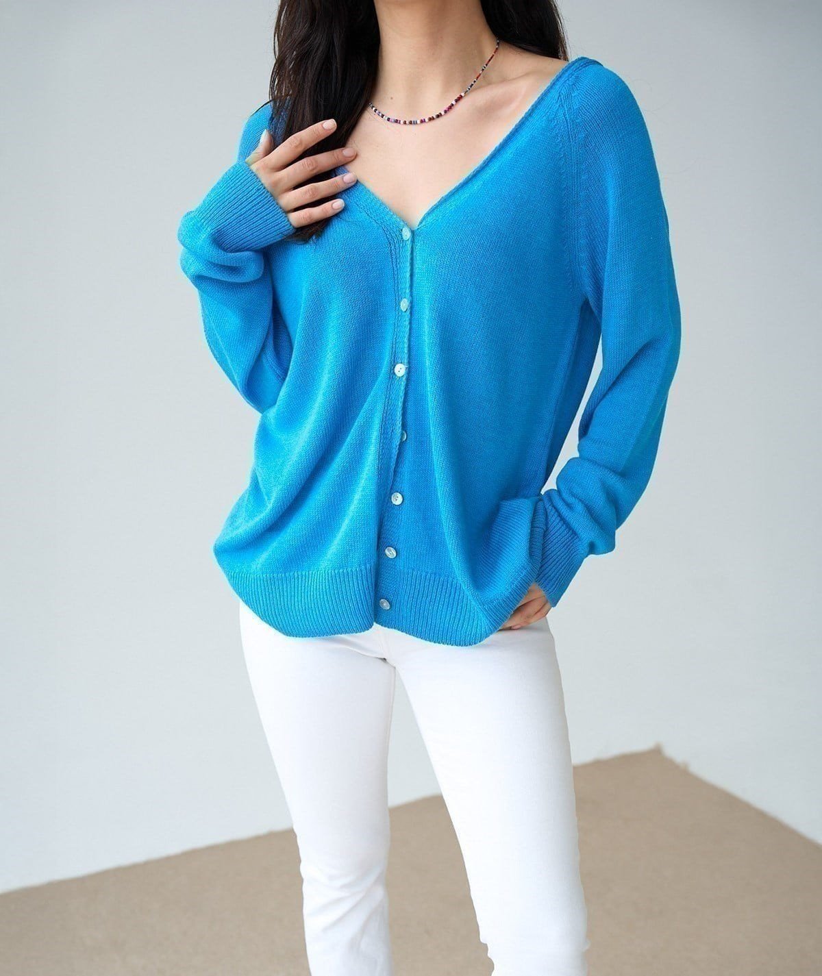 Düğme Detaylı İnce Triko Hırka – Mavi