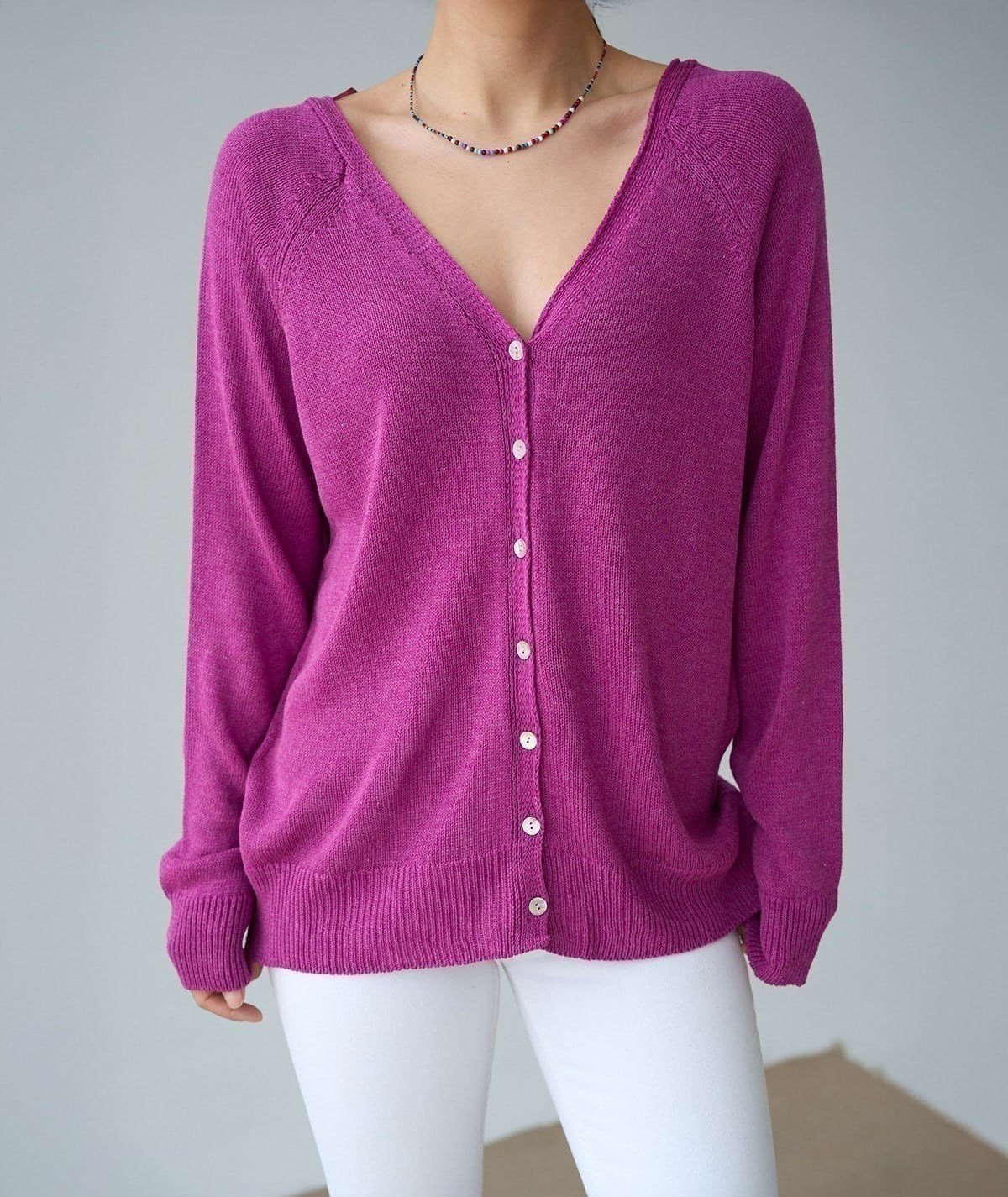 Düğme Detaylı İnce Triko Hırka – Pembe