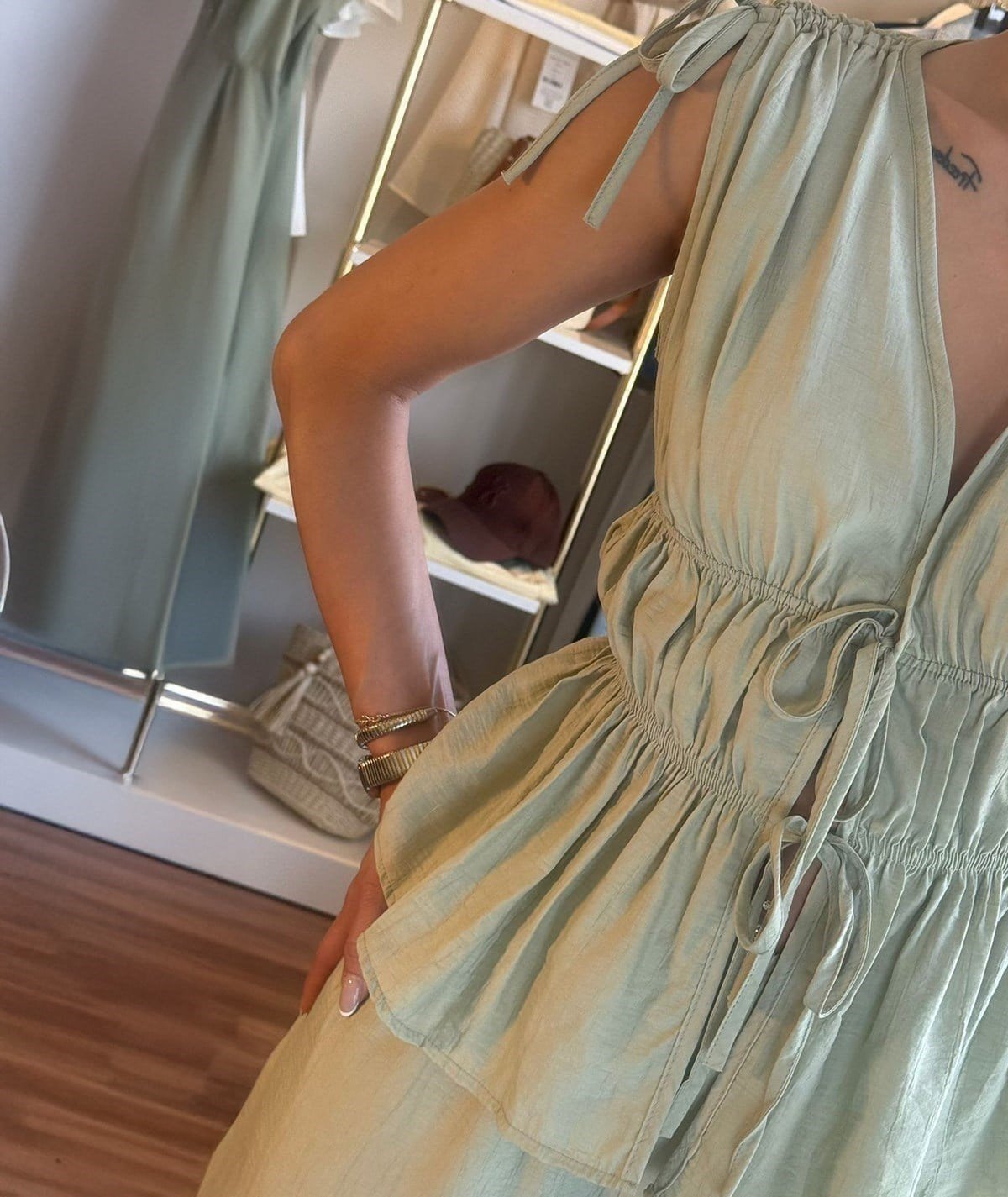 Fırfır Detaylı Takım - Çağla Yeşili