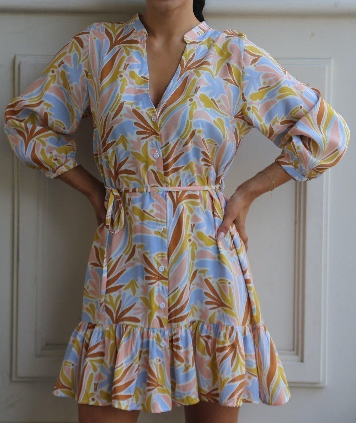 Pastel Yaprak Desenli Kuşaklı Mini Elbise