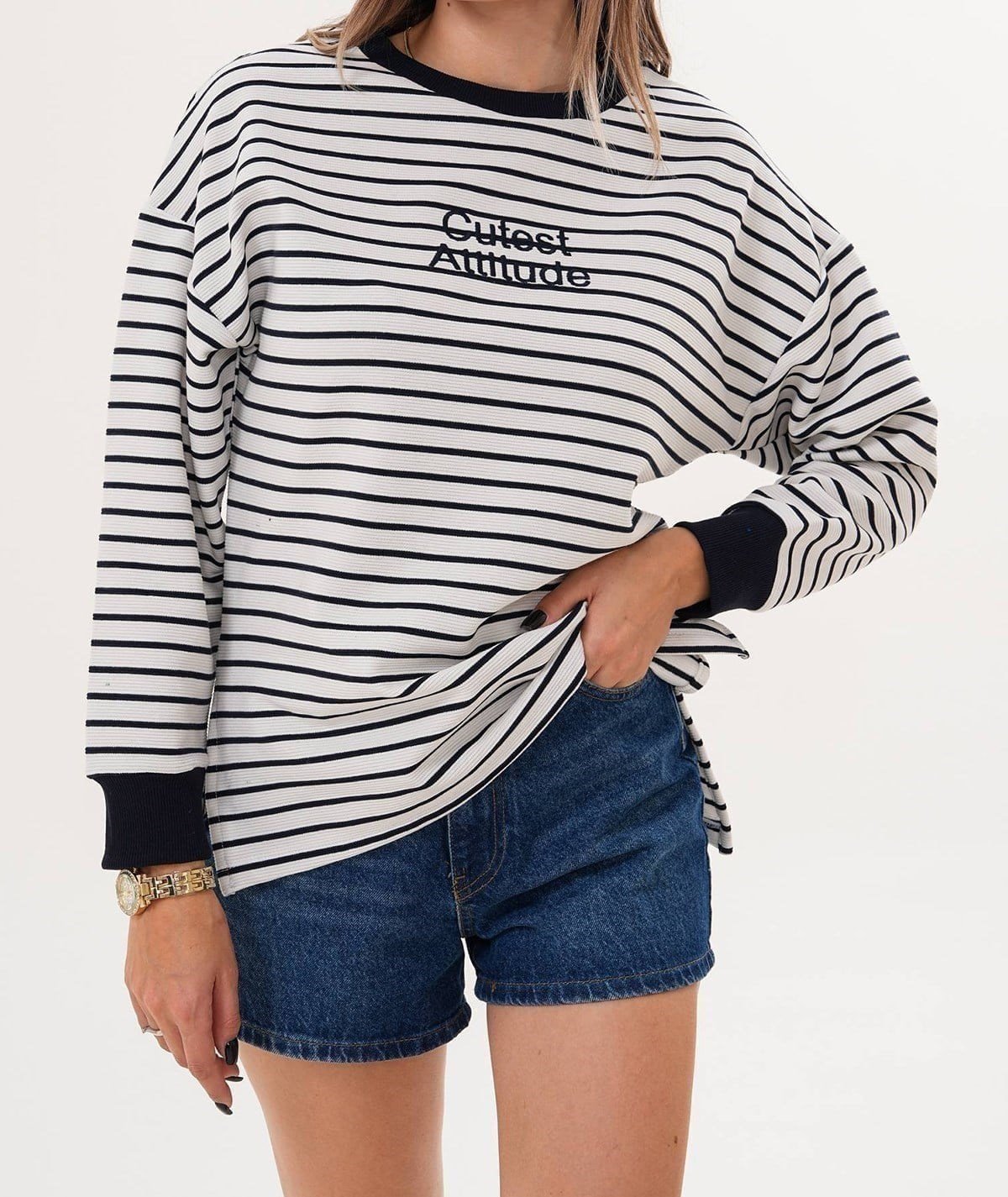 Yuvarlak Yaka Çizgili Sweatshirt