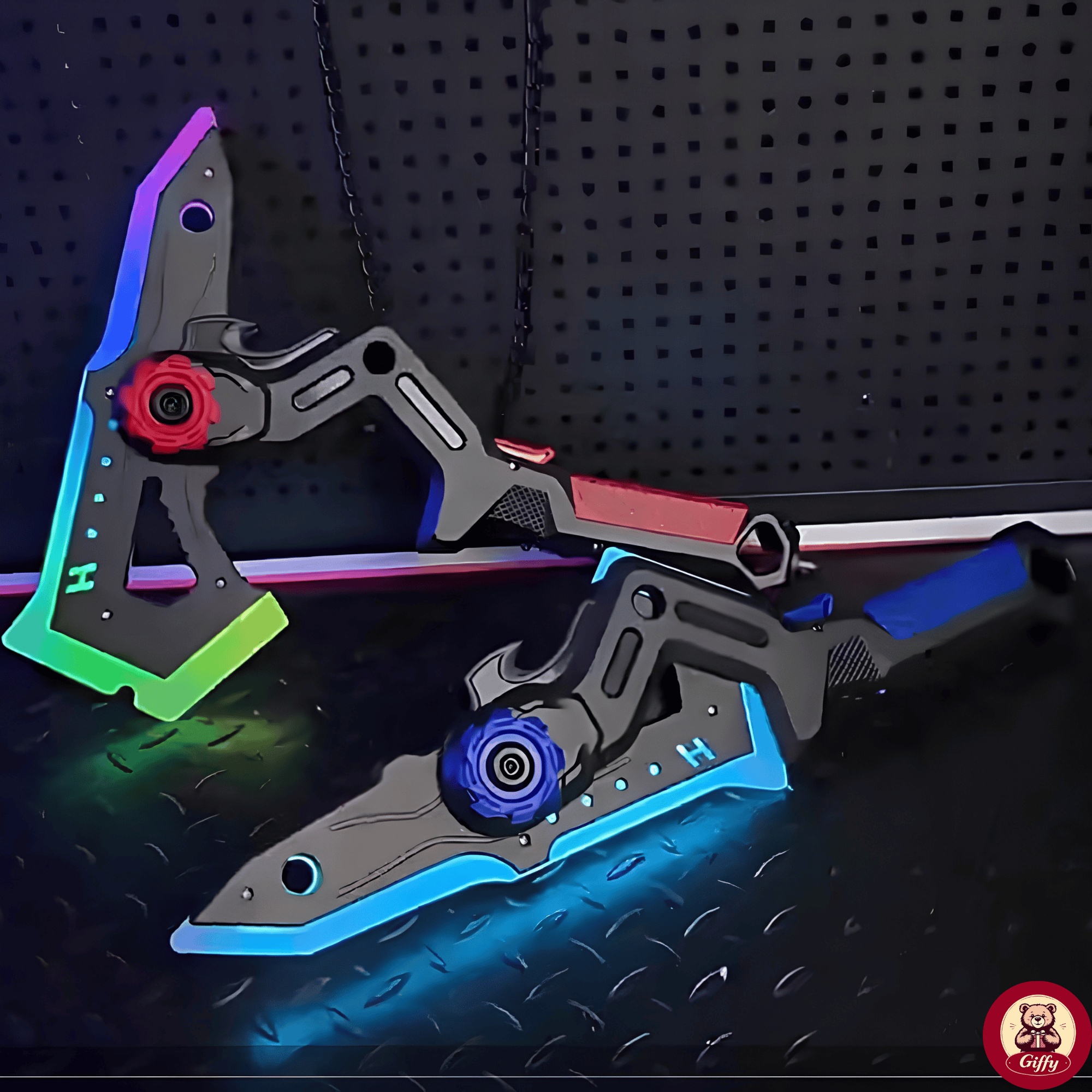 Oyuncak Işın Baltası ,LED Işıklı RGB,Buhar Atan ,Dahili Şarjlı ,Ses ve Işık Efektli ,Darbe Sensörlü ,2 Farklı Modlu Kılıç ve Balta Modlu ,35 CM