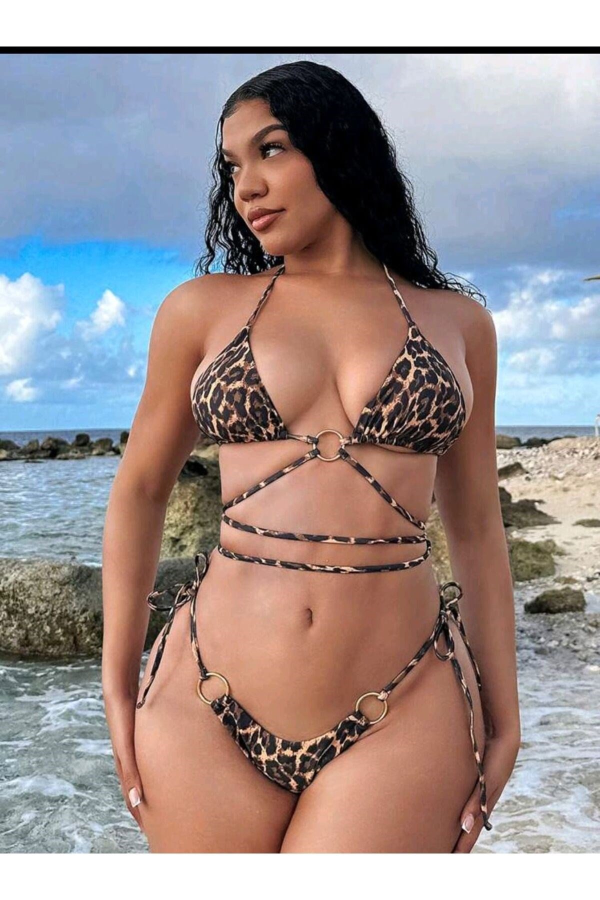 Daisy Halka detaylı bikini takım