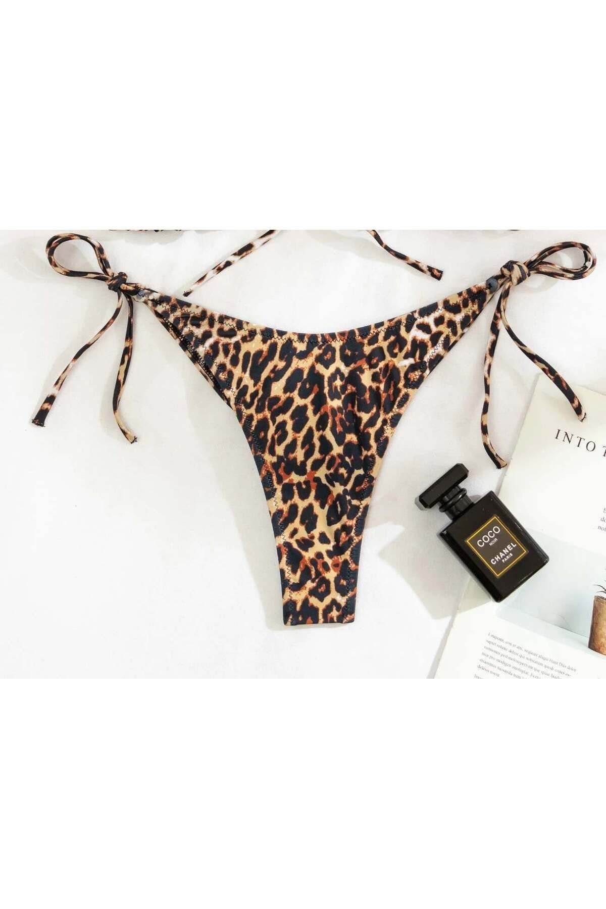 Leopar desenli bikini altı