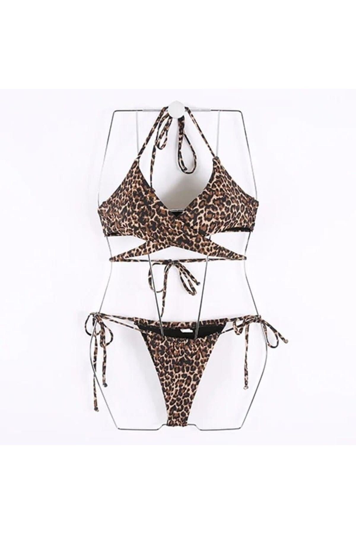 Leopar desenli bikini takımı