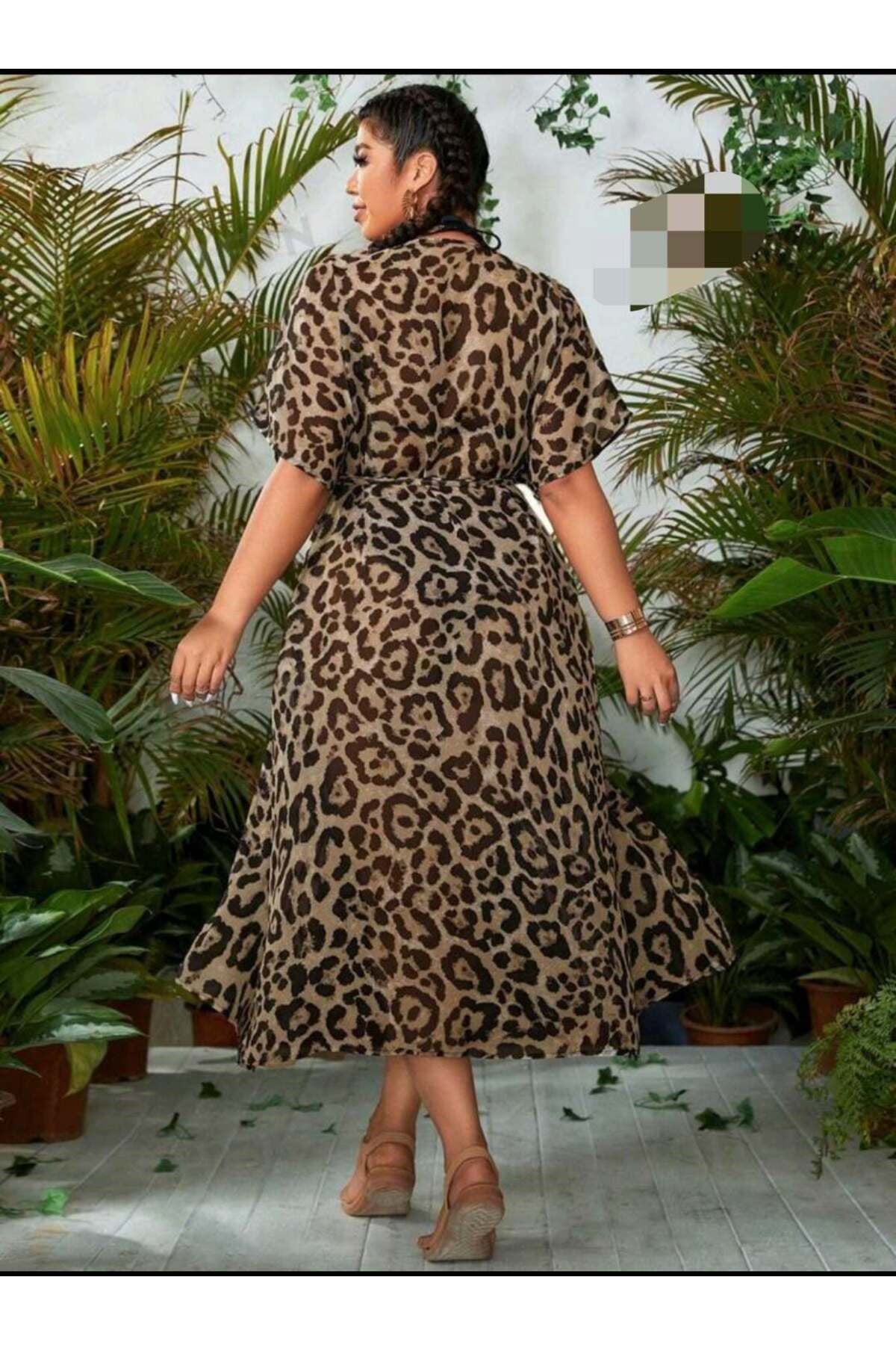 Leopardis leopar desenli pareo
