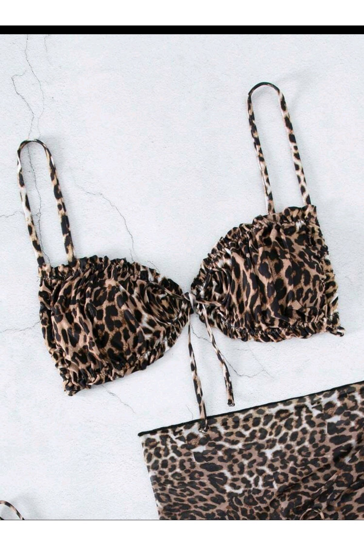 Lipaslo bikini pareo set