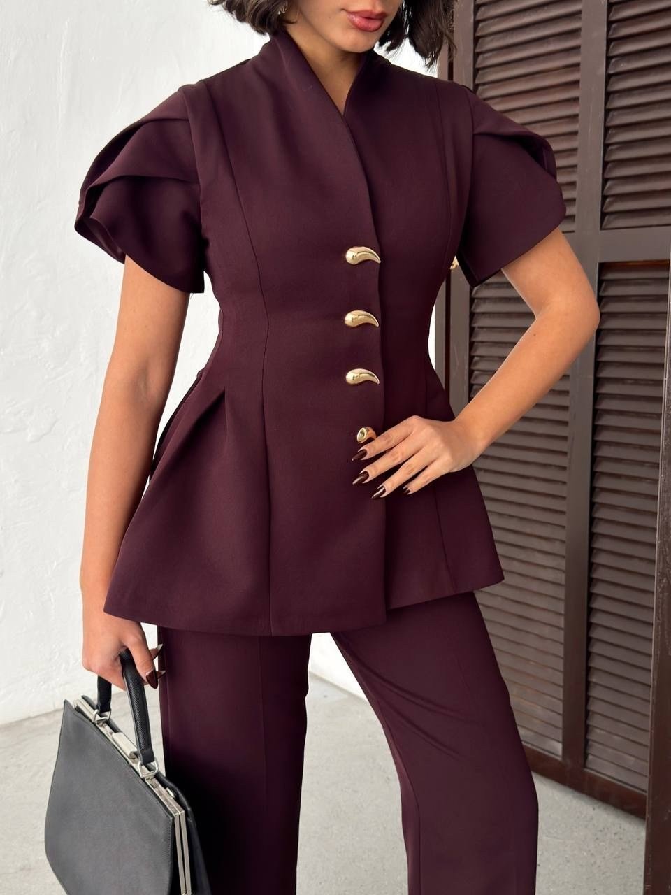 Gold Düğme Detaylı Peplum Kesim Şık Kadın Takım