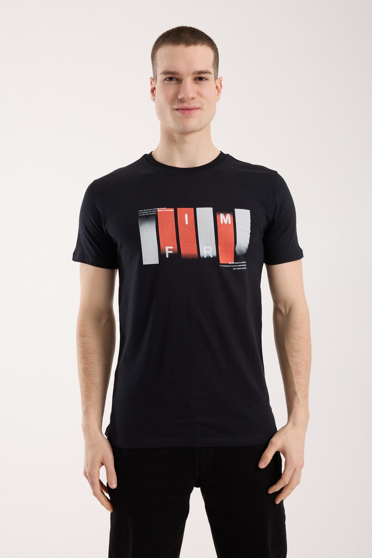 Urban Form Grafik Baskılı Erkek Tişört – Günlük Sportif Stil