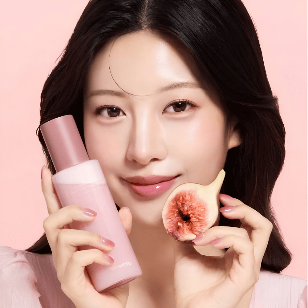 WHIPPED Muhwatter Vegan Milk Foam Pack Mist 150ml (Cilt Bariyeri Onarıcı ve Anında Işıltı Veren Süt Formlu Nemlendirici Mist)