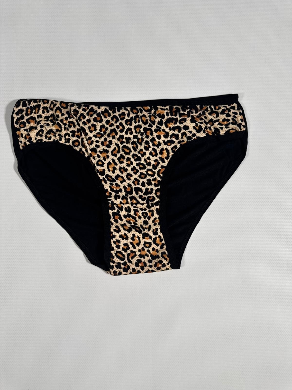 İÇ ÇAMAŞIRI KÜLOT LEOPAR DESEN