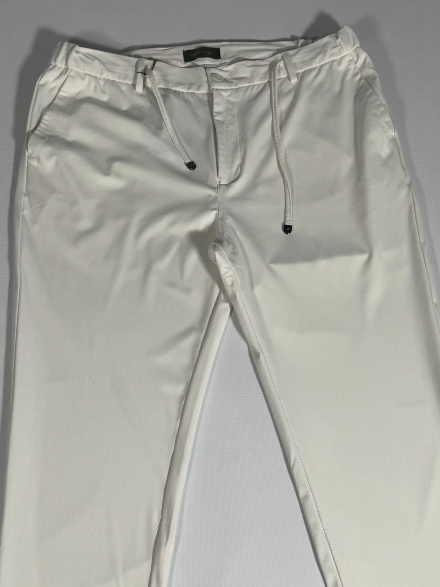 Laduren Aeron Flex Pant/ EKRU