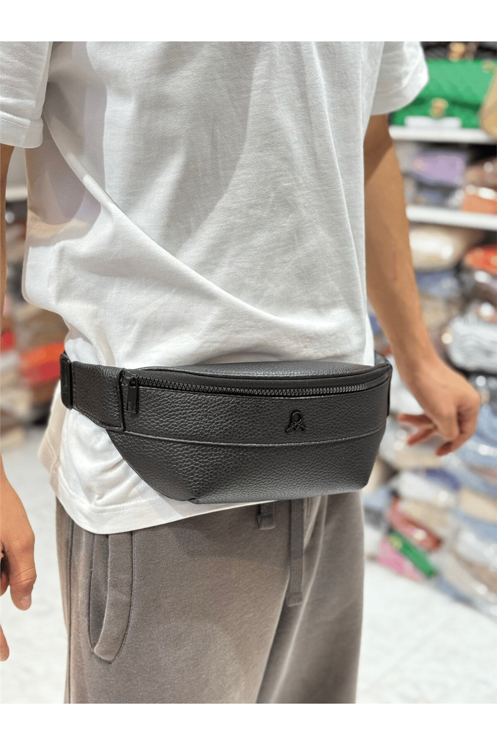 Ayarlanabilir Askılı Çapraz ve Bel Kullanımına Uygun Suni Deri Günlük Çanta