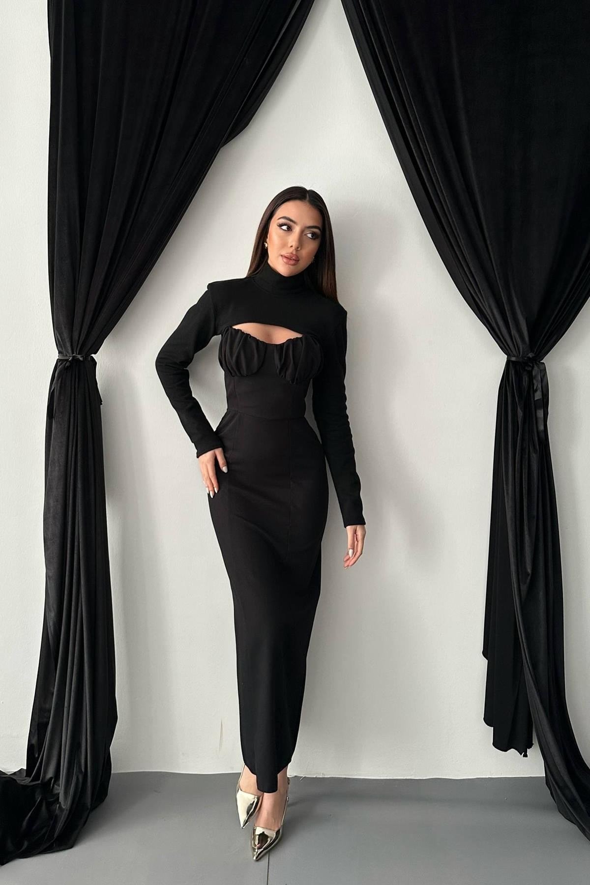 Toptan Siyah Göğüs Kuplu Elbise
