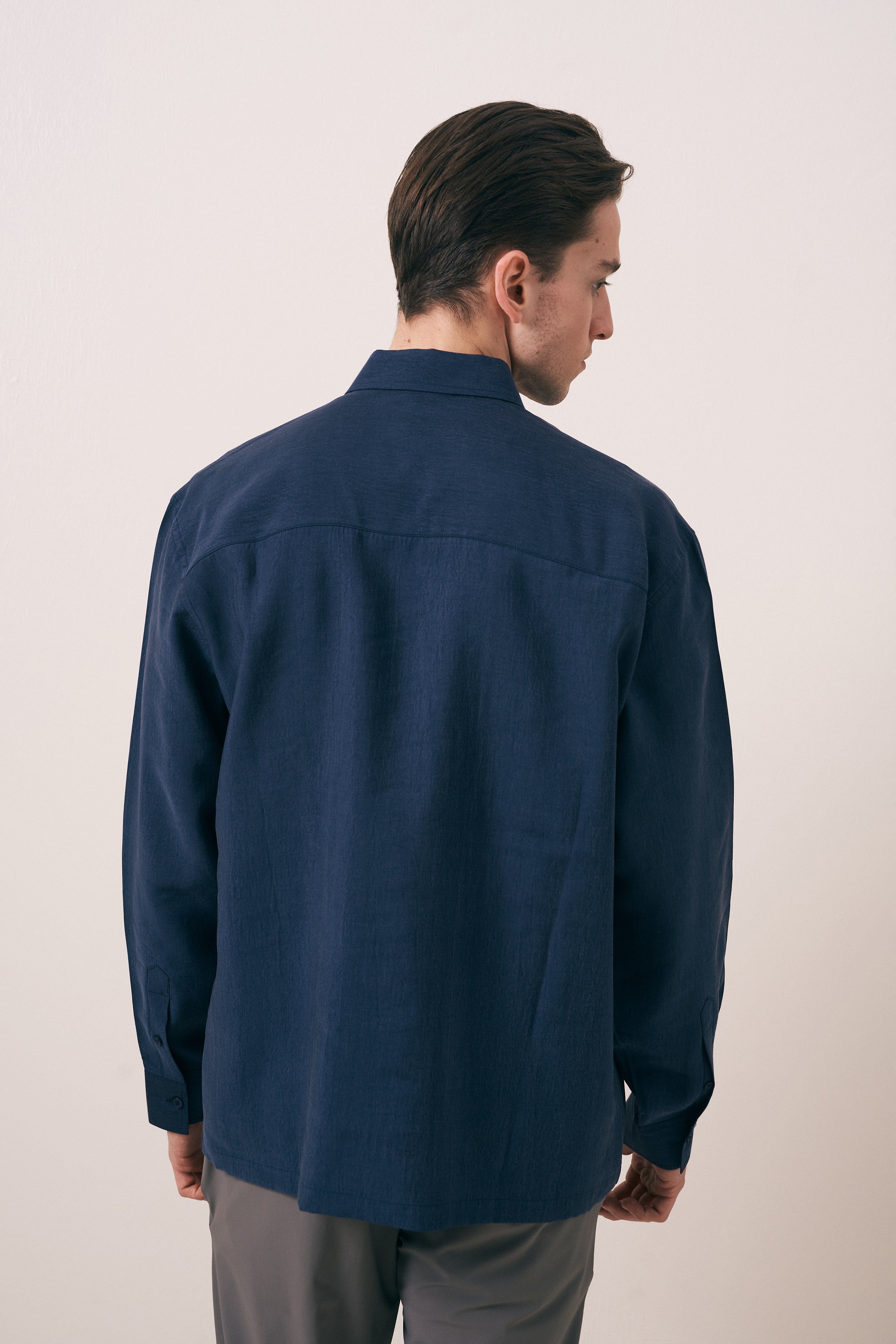 DÖKÜMLÜ OVERSIZE FIT TENSEL GÖMLEK