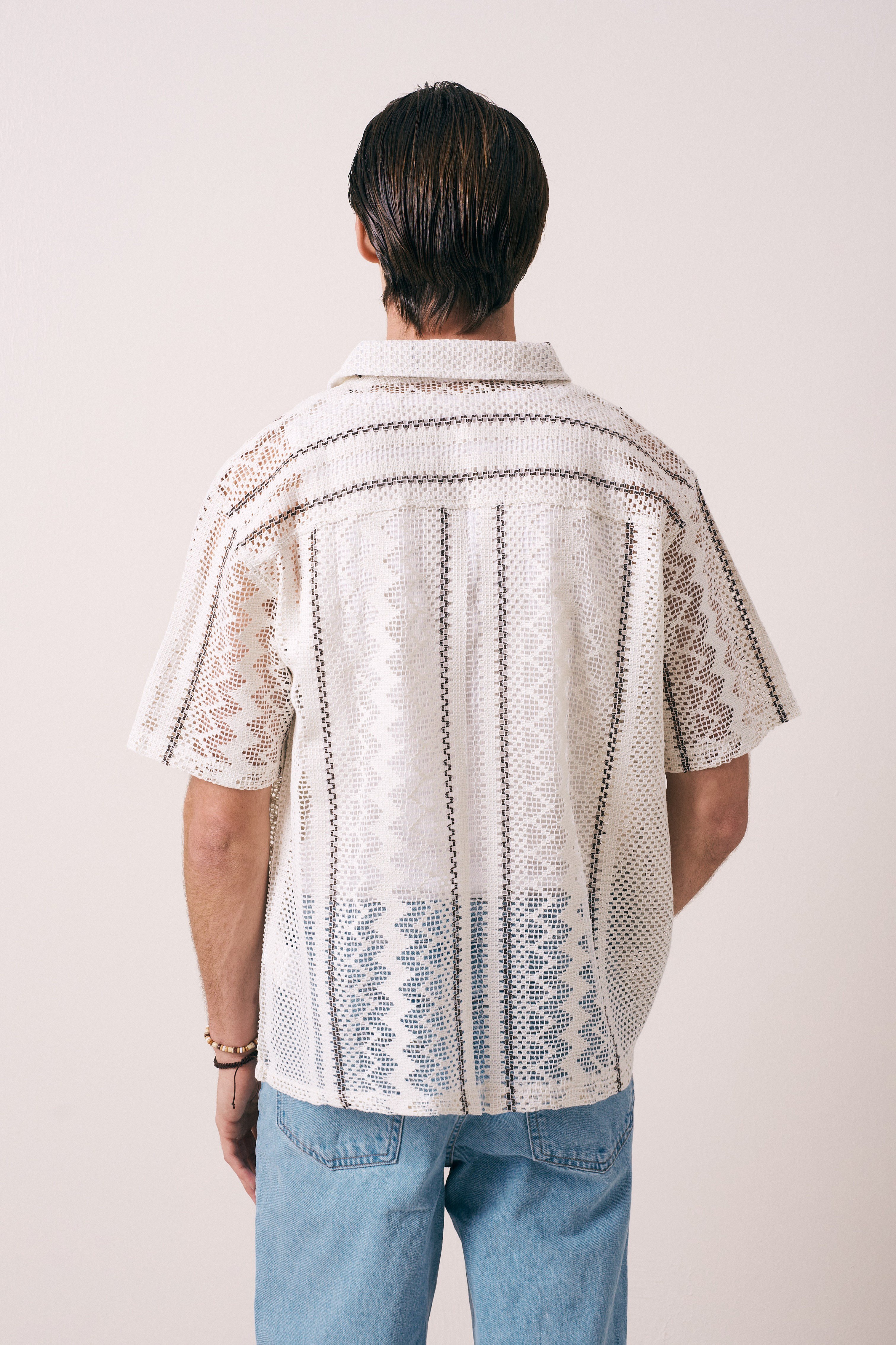 KROŞE DOKULU GEOMETRİK DESEN OVERSIZE GÖMLEK