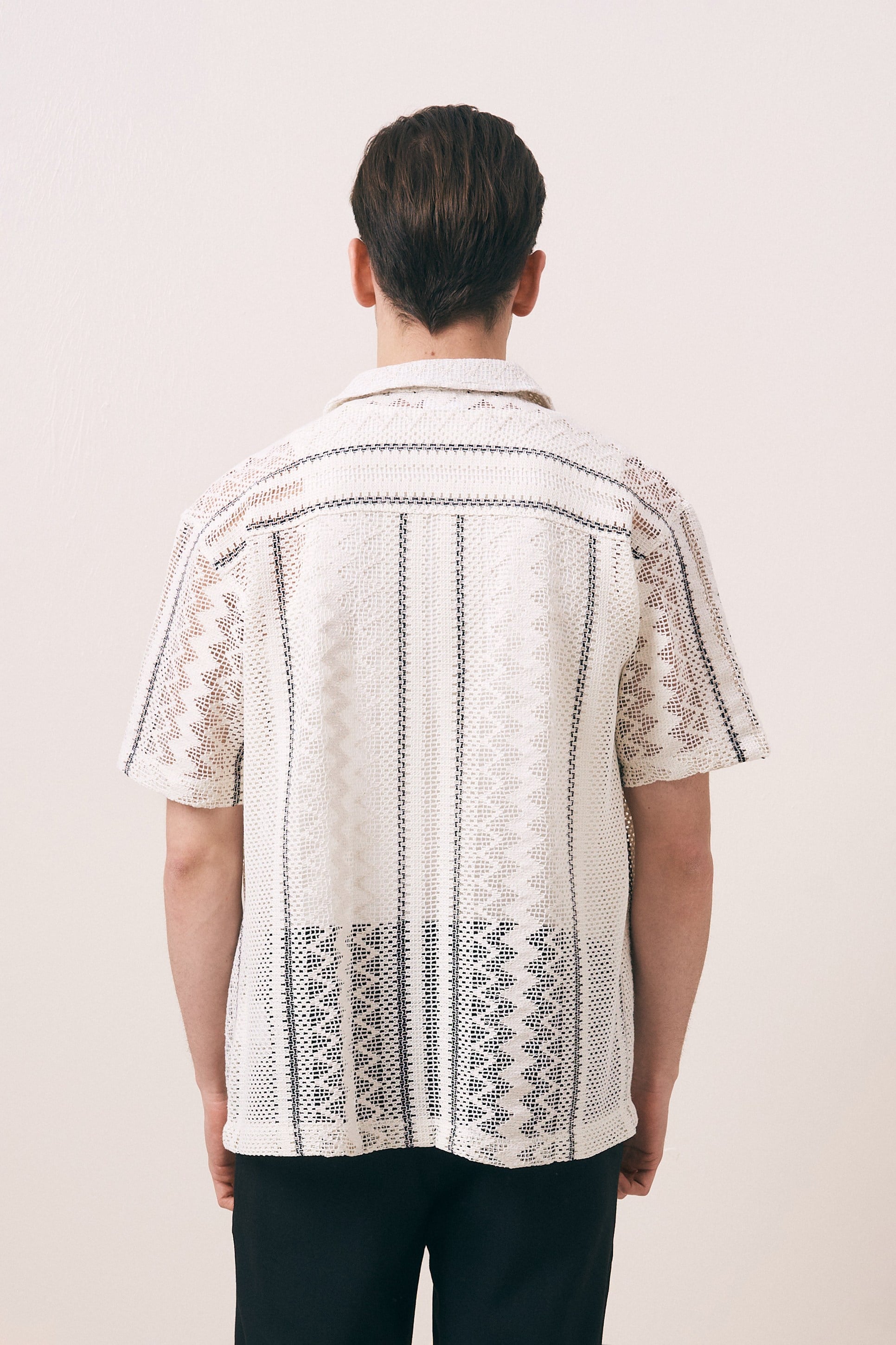 KROŞE DOKULU GEOMETRİK DESEN OVERSIZE GÖMLEK