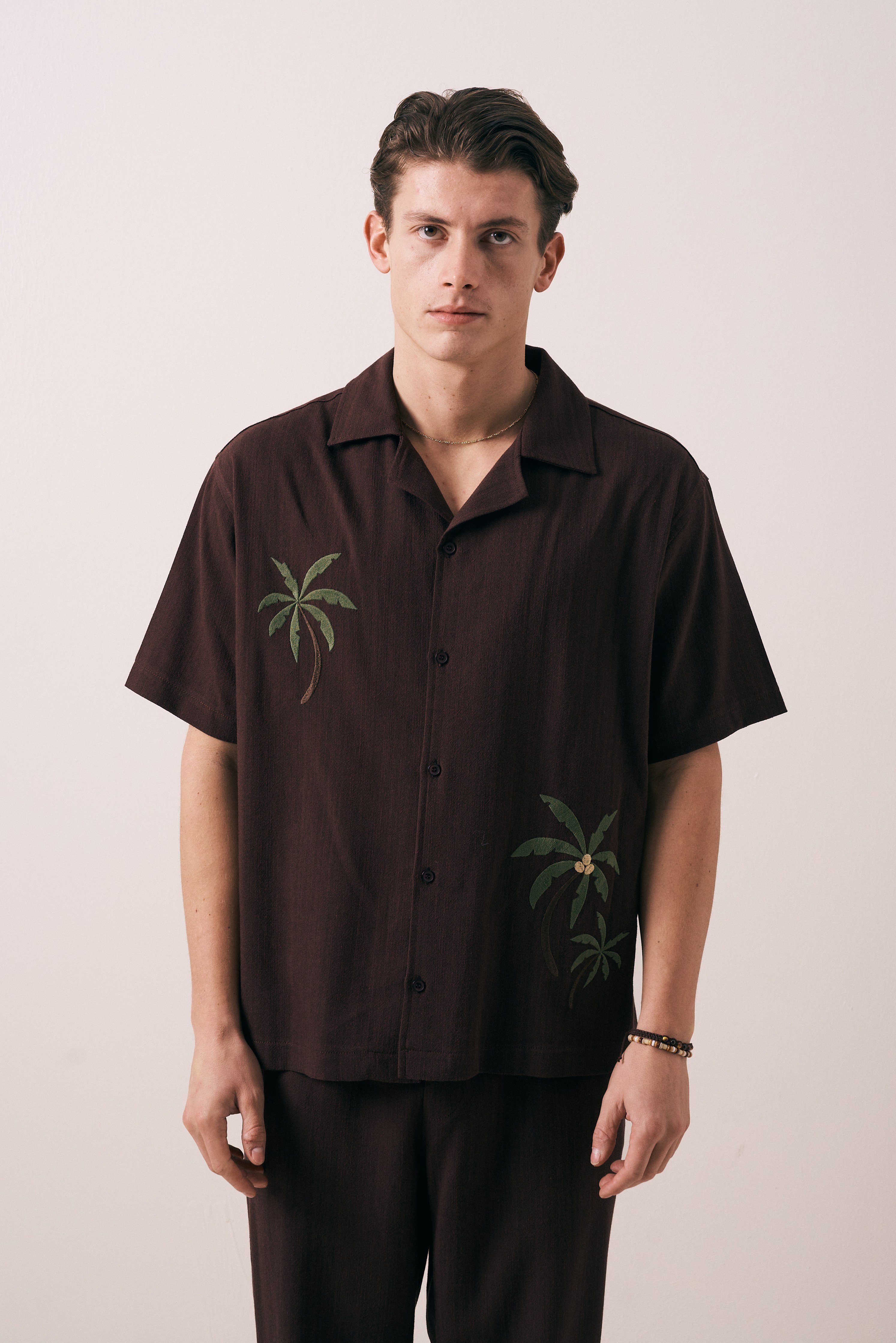 OVERSIZE FIT NAKIŞ DETAYLI GÖMLEK