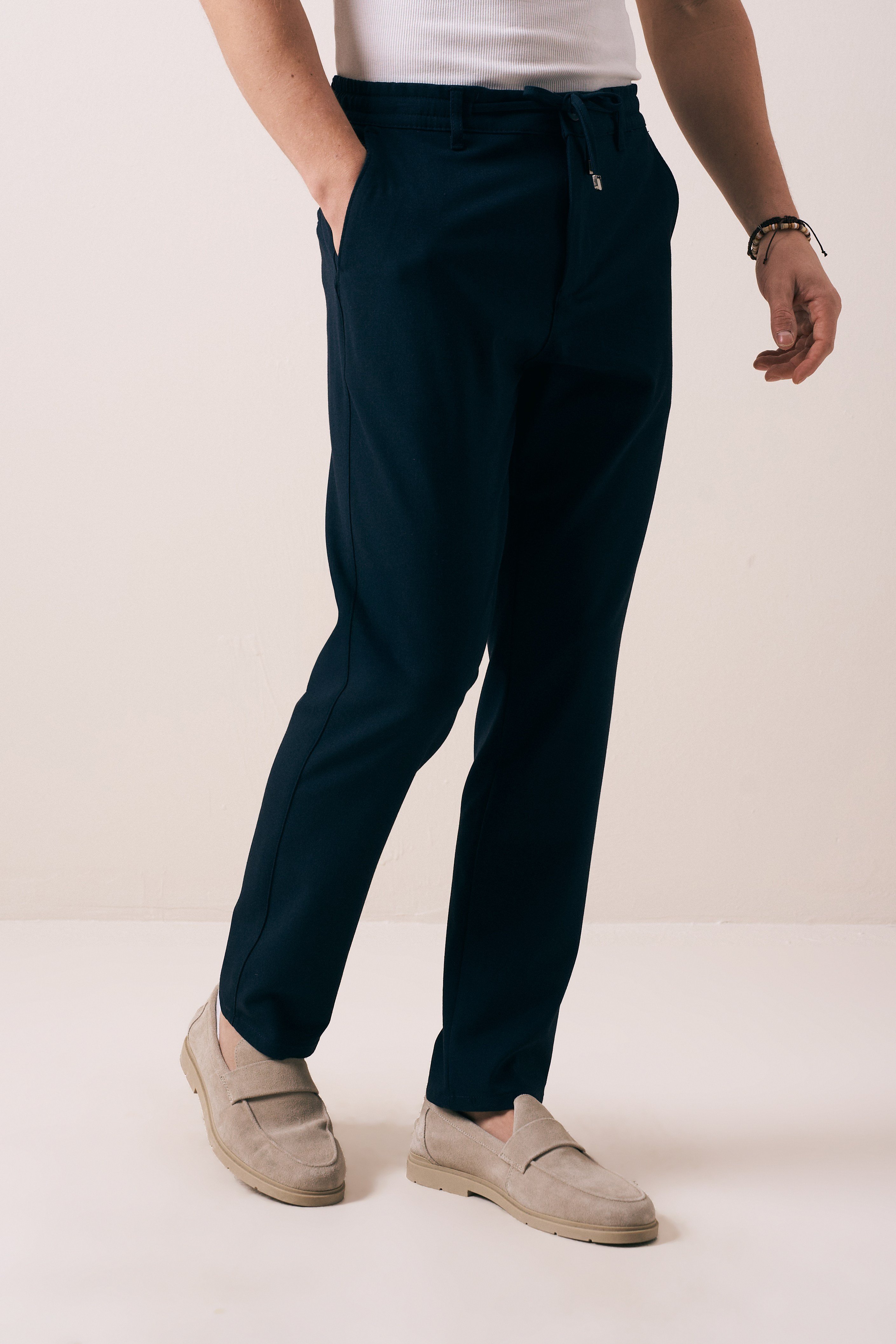 RAHAT DOKULU REGULAR FIT PANTOLON