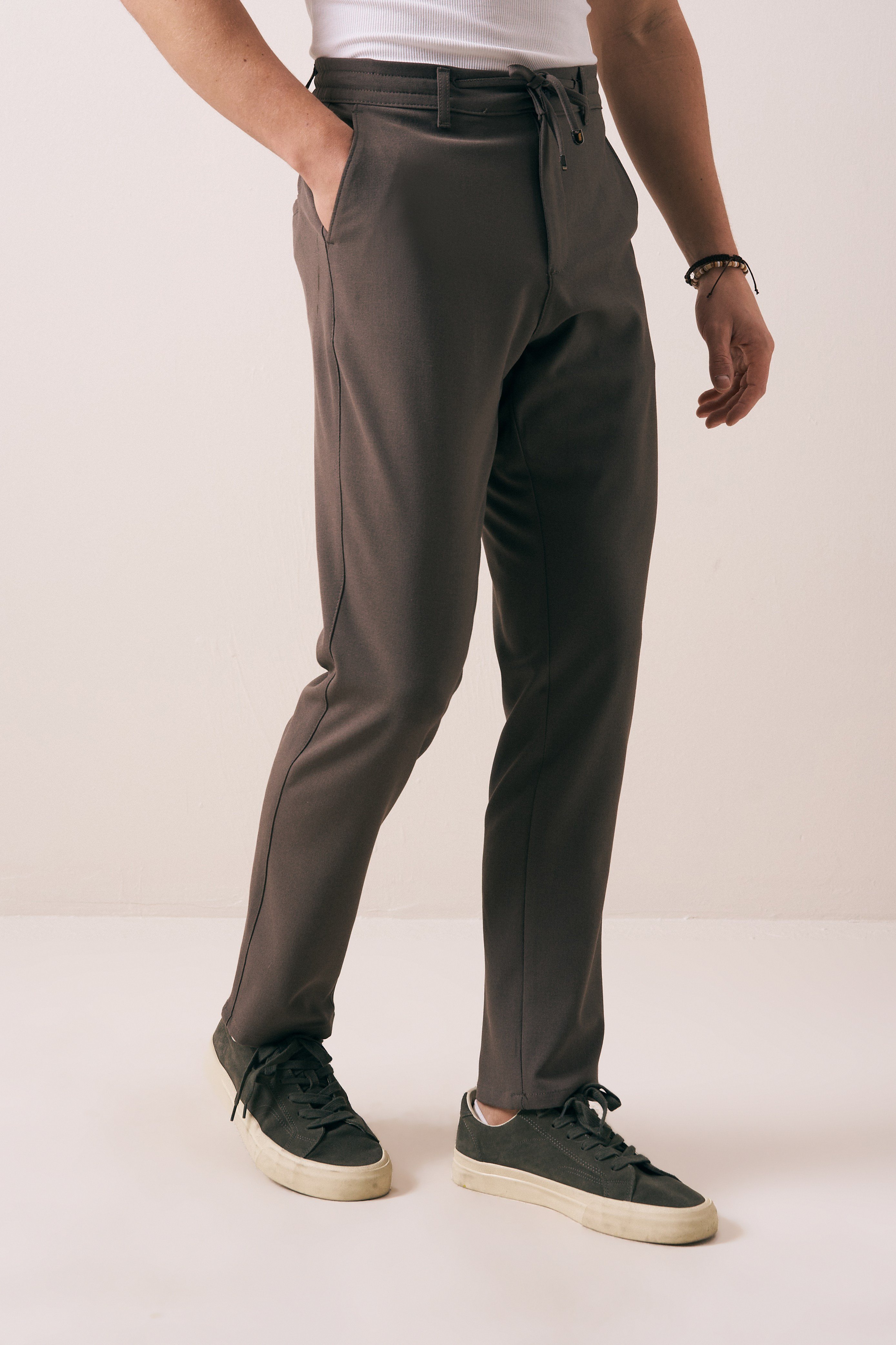 RAHAT DOKULU REGULAR FIT PANTOLON