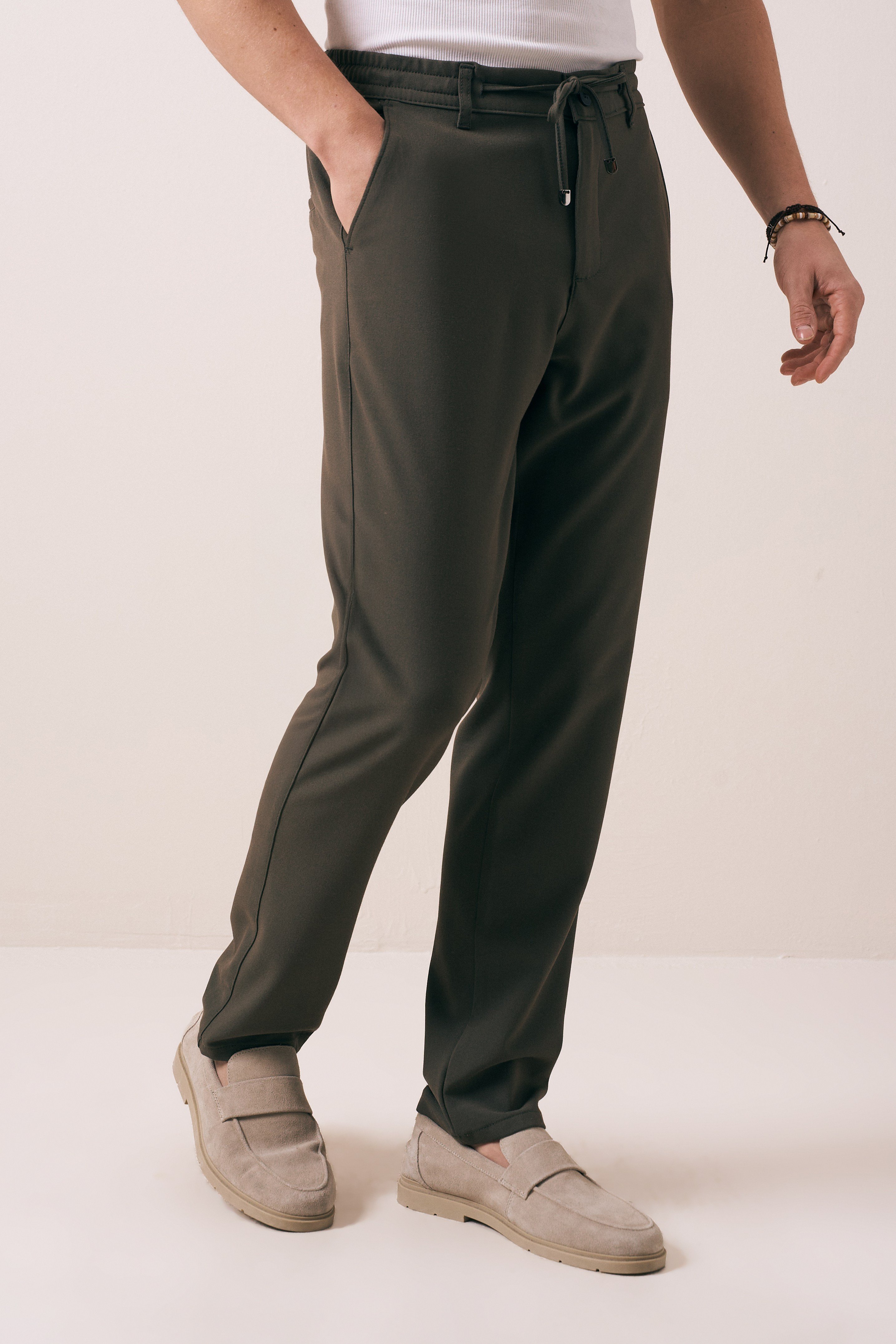 RAHAT DOKULU REGULAR FIT PANTOLON