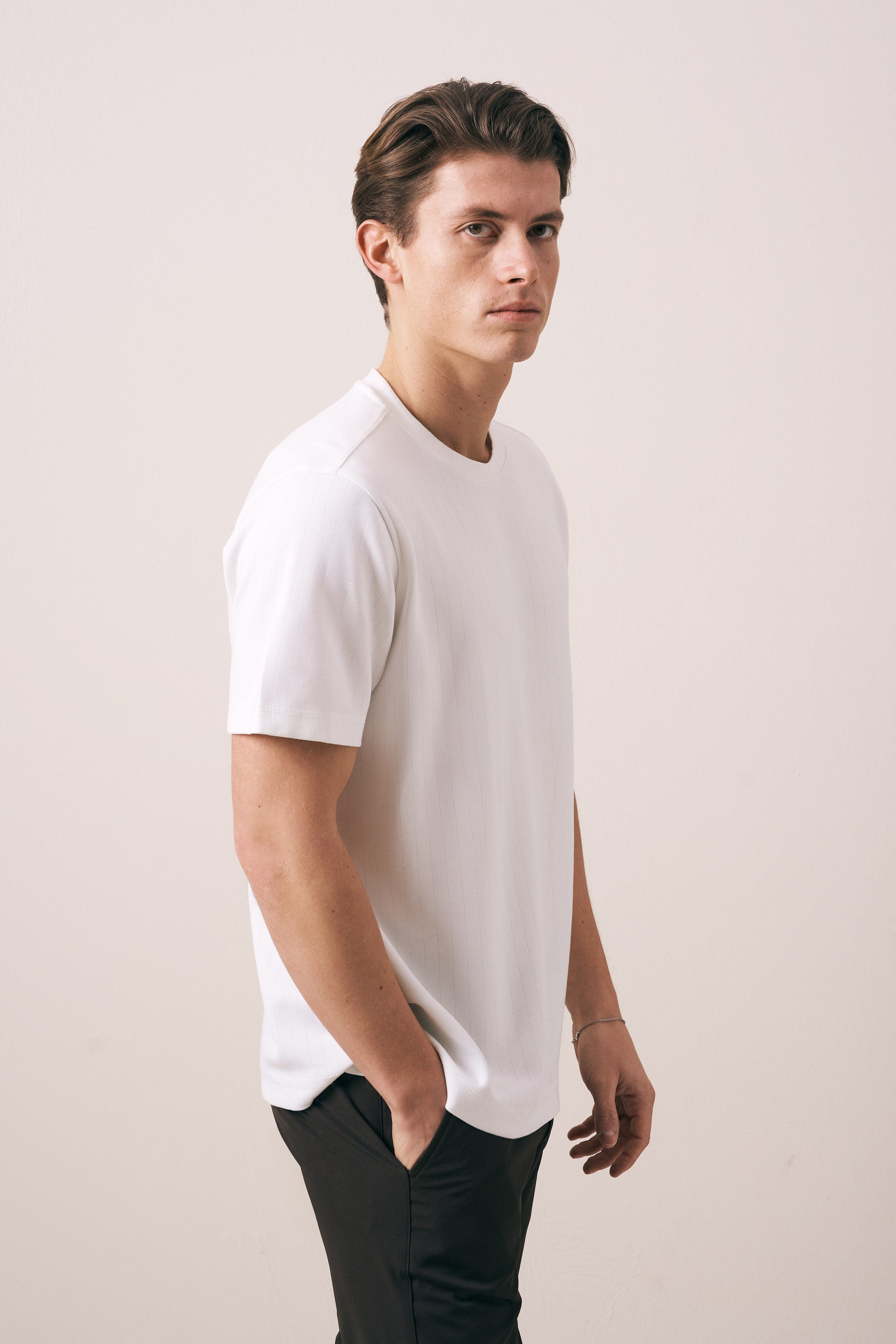 REGULAR FIT ÇİZGİLİ OYSHO ERKEK T-SHIRT