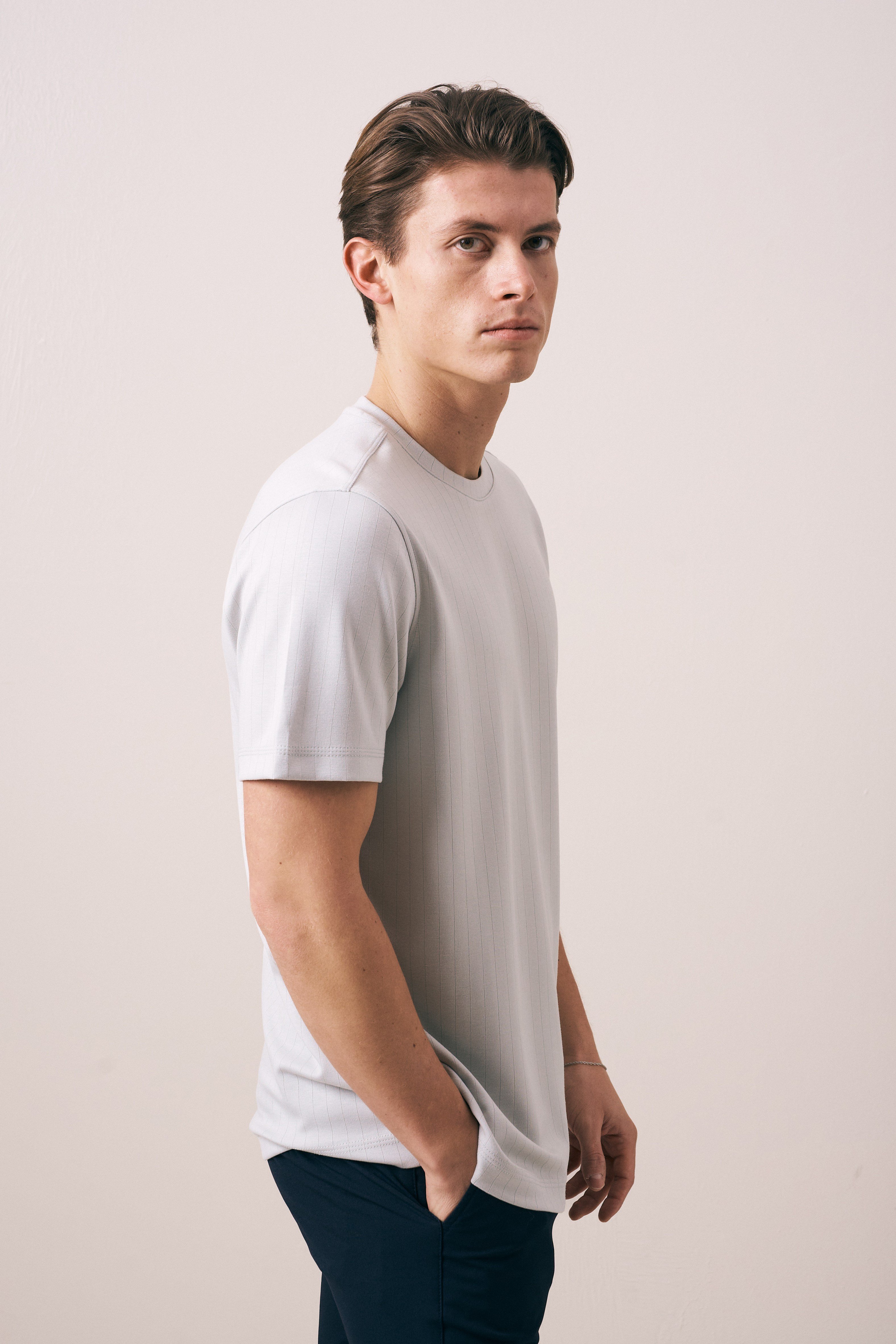 REGULAR FIT ÇİZGİLİ OYSHO ERKEK T-SHIRT