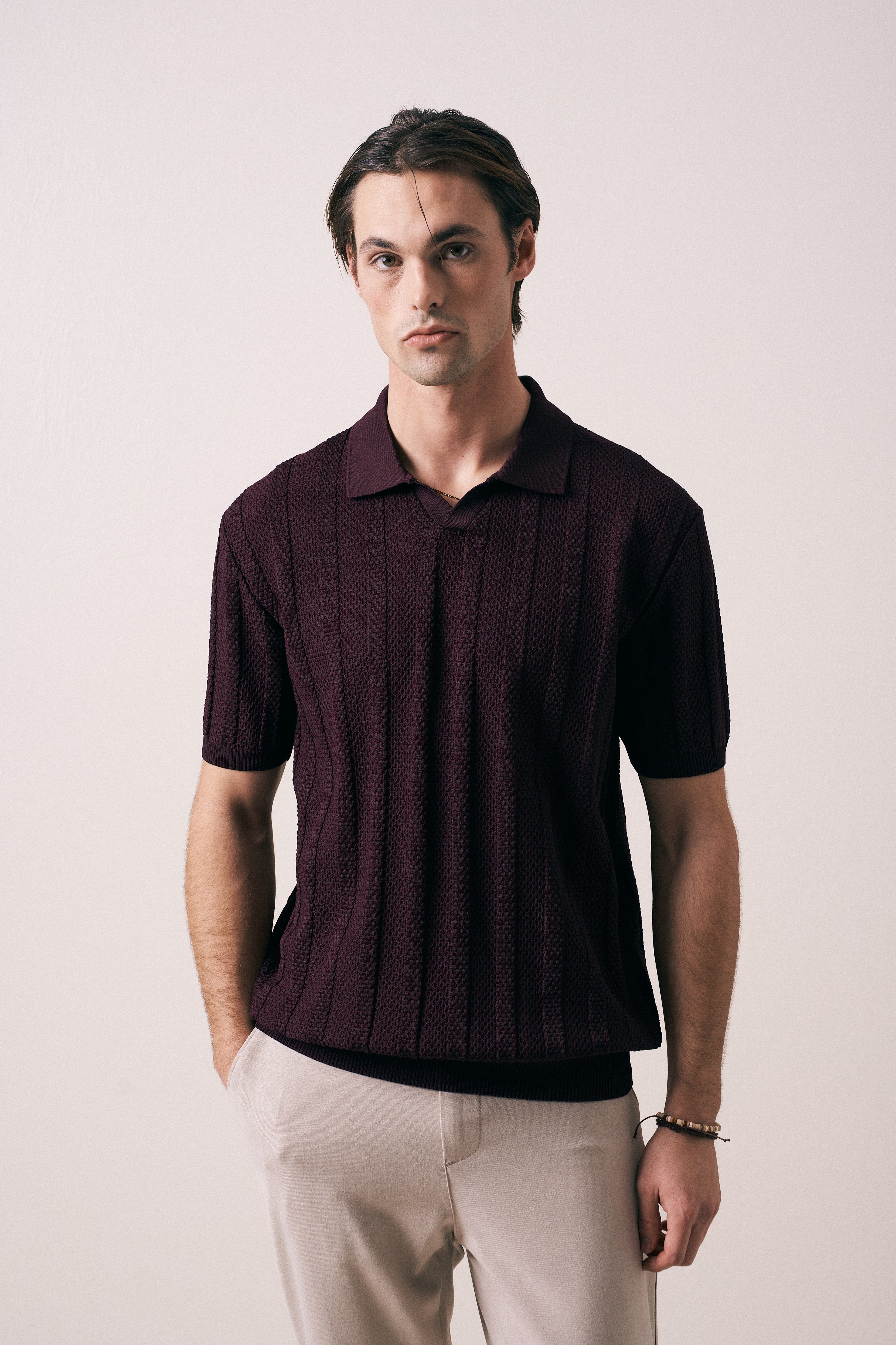 REGULAR FIT FİTİL ÖRGÜ DETAYLI V PAT TRİKO T-SHIRT