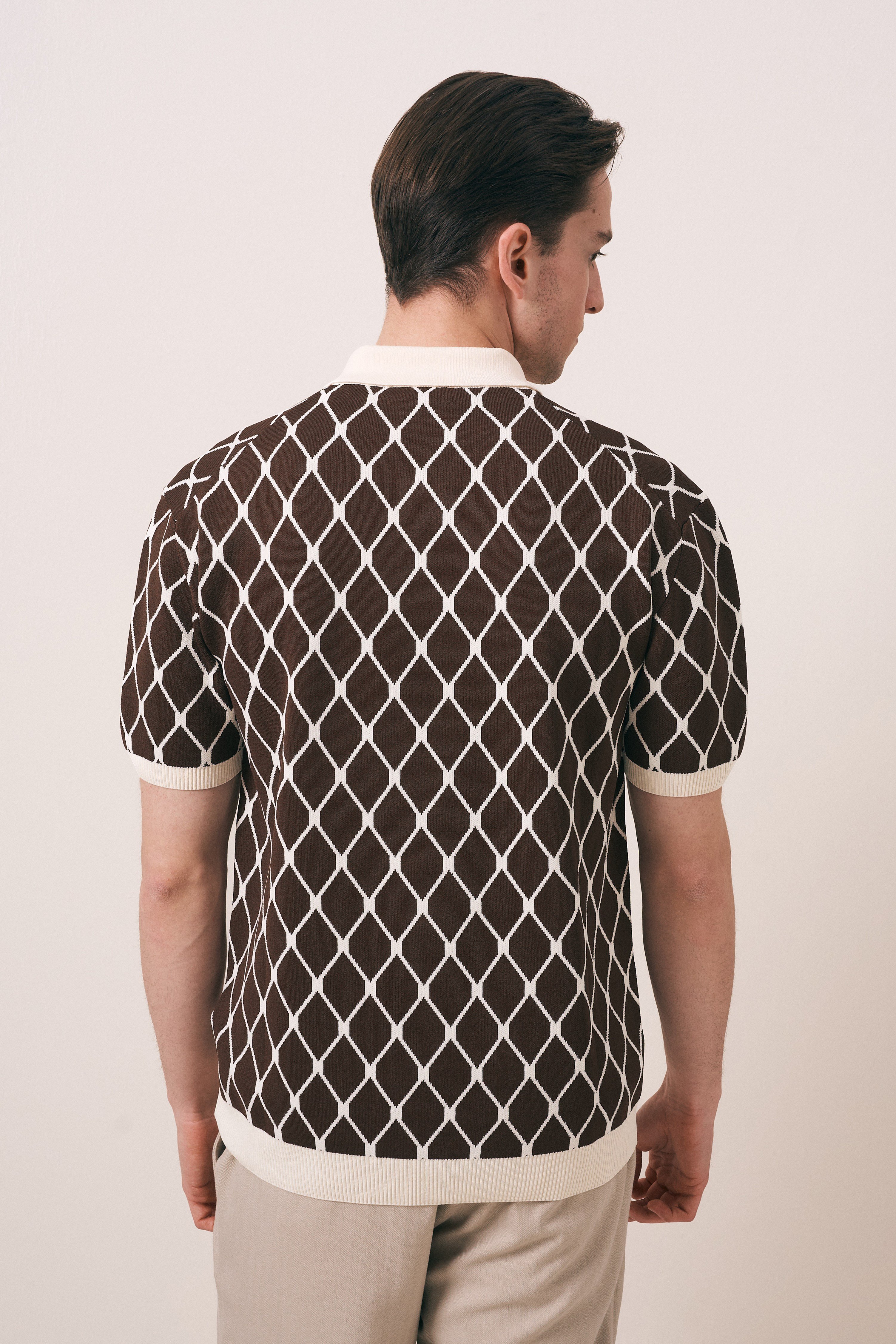 REGULAR FIT GEOMETRİK DESEN DÜĞMELİ POLO TRİKO T-SHIRT