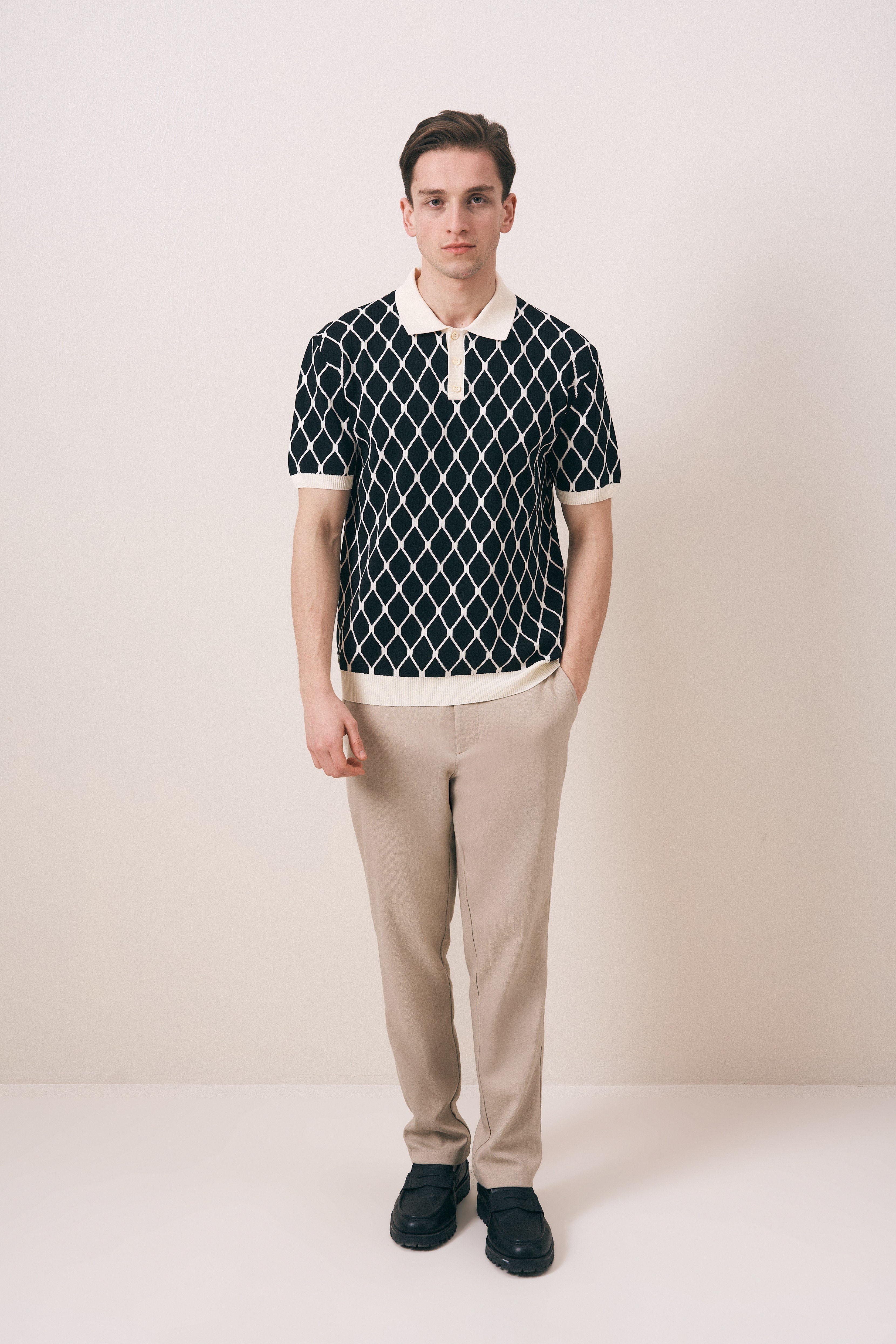 REGULAR FIT GEOMETRİK DESEN DÜĞMELİ POLO TRİKO T-SHIRT