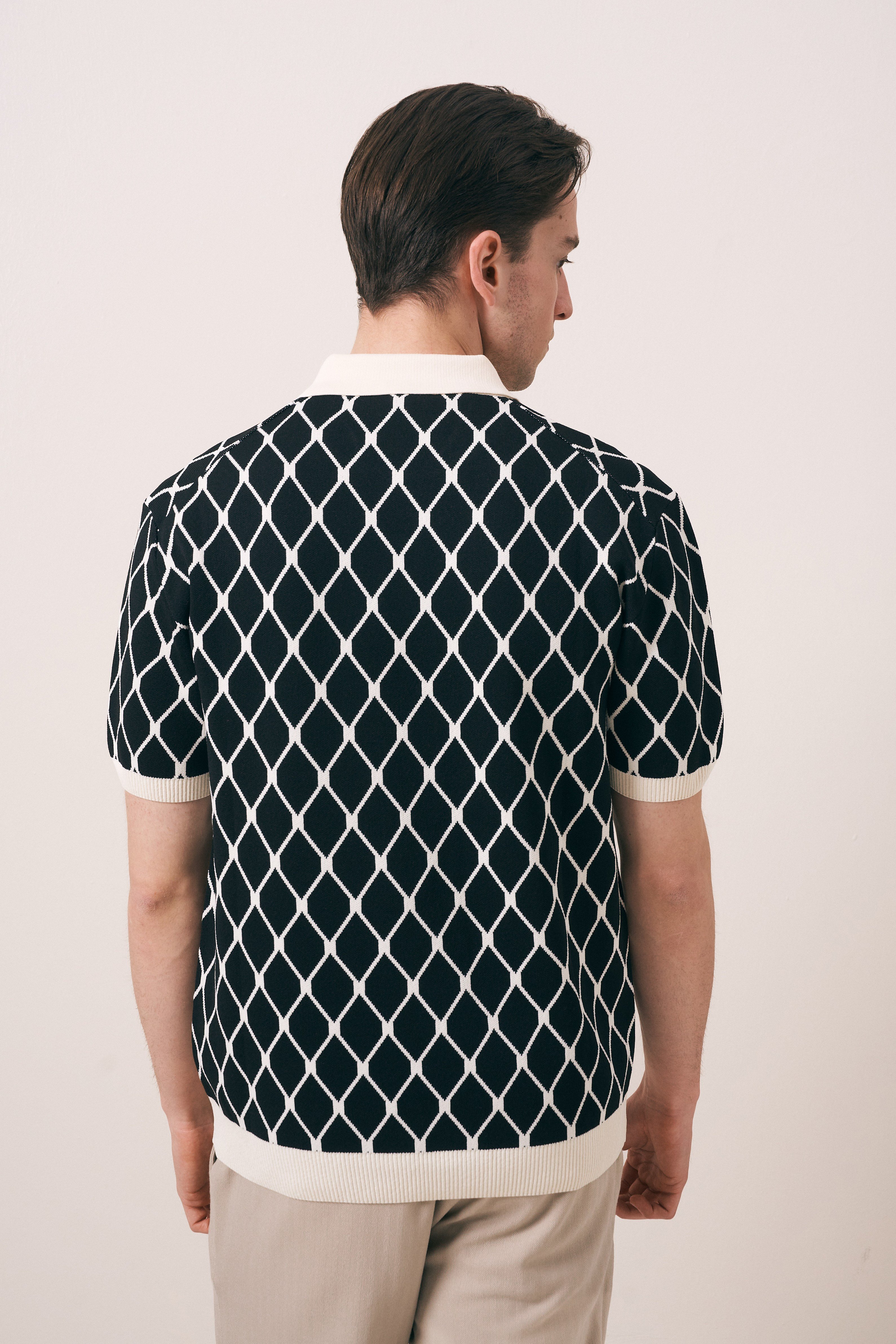 REGULAR FIT GEOMETRİK DESEN DÜĞMELİ POLO TRİKO T-SHIRT