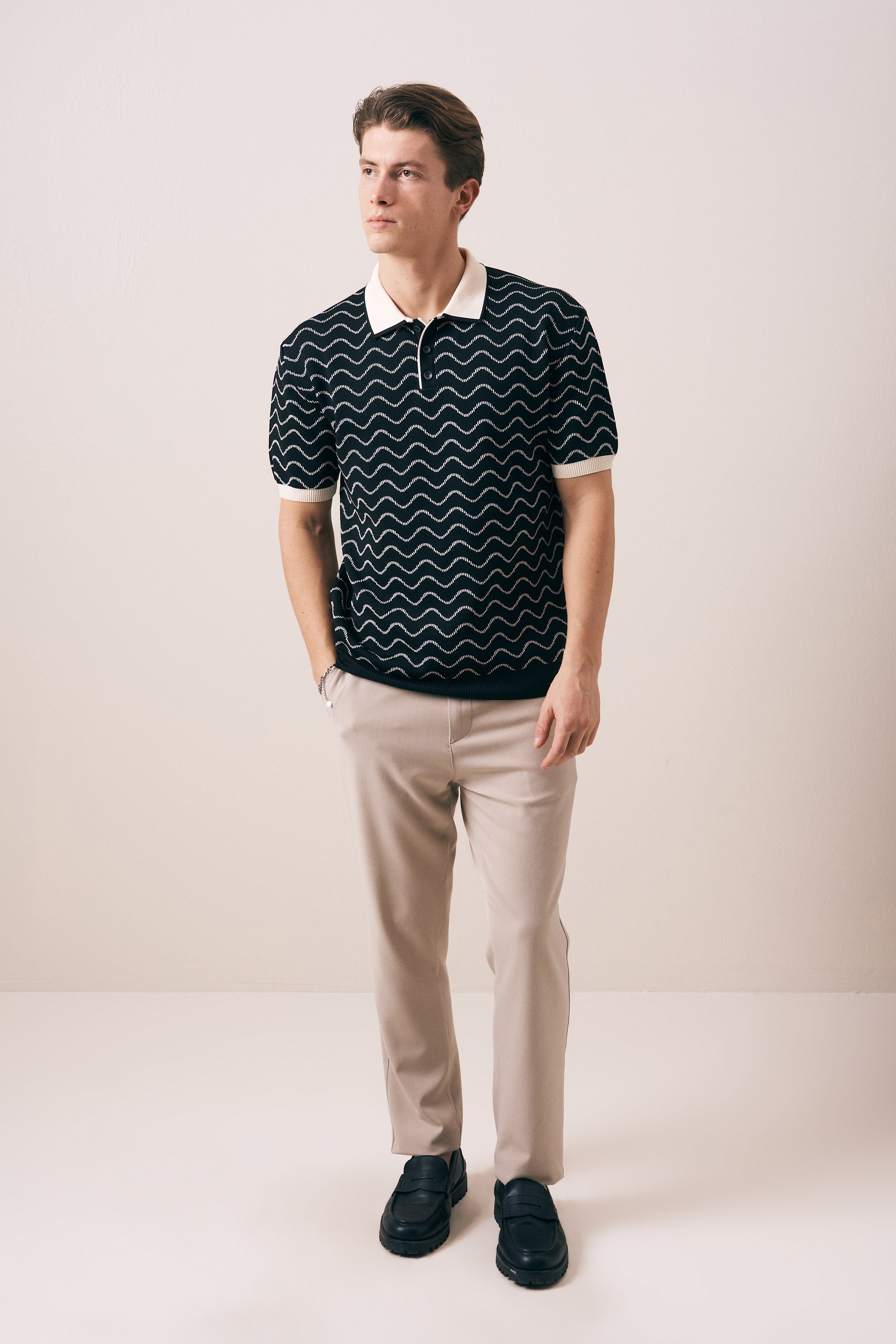REGULAR FIT GEOMETRİK DESEN DÜĞMELİ POLO TRİKO T-SHIRT