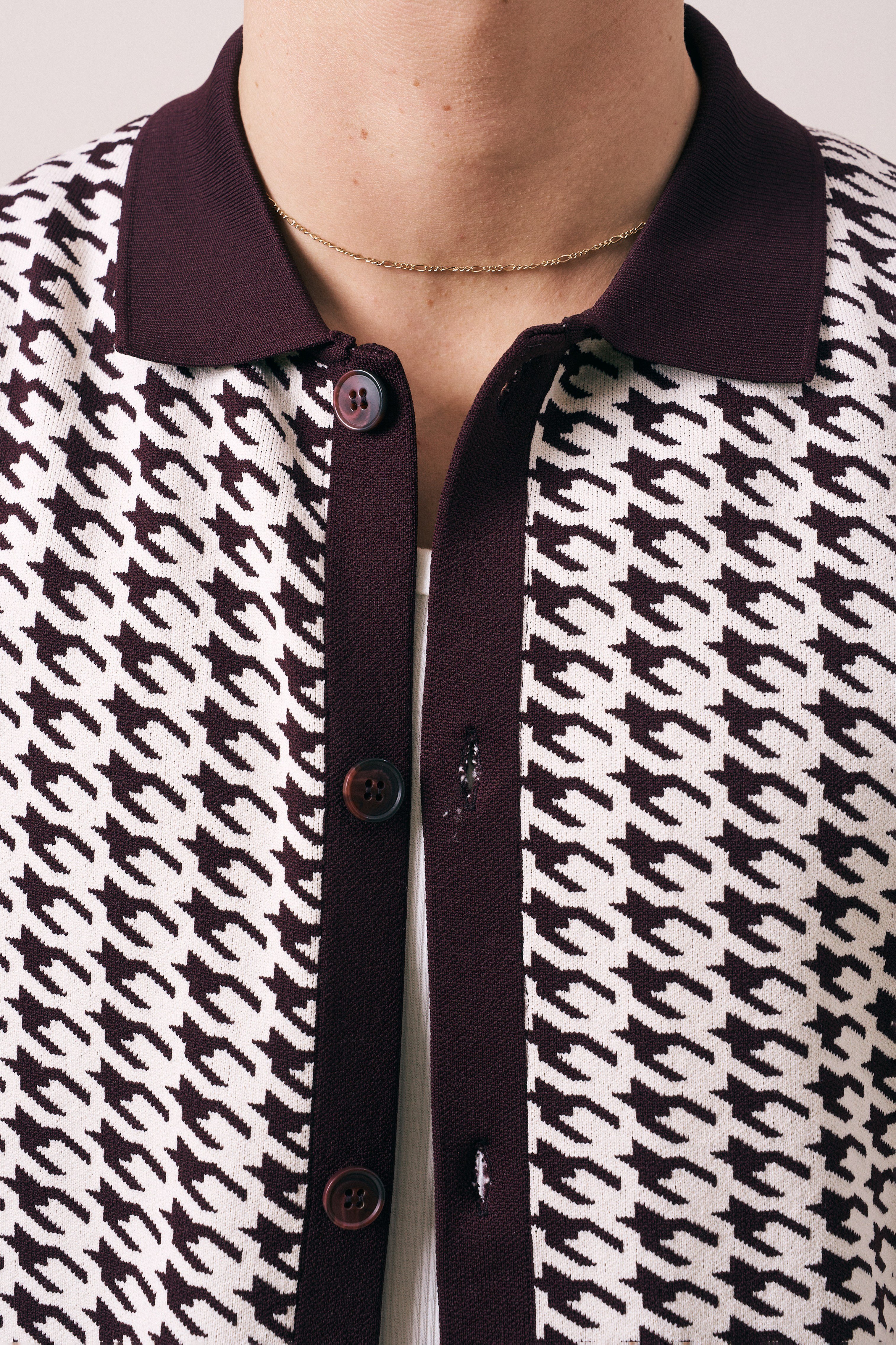 REGULAR FIT GEOMETRİK DESEN TRİKO GÖMLEK