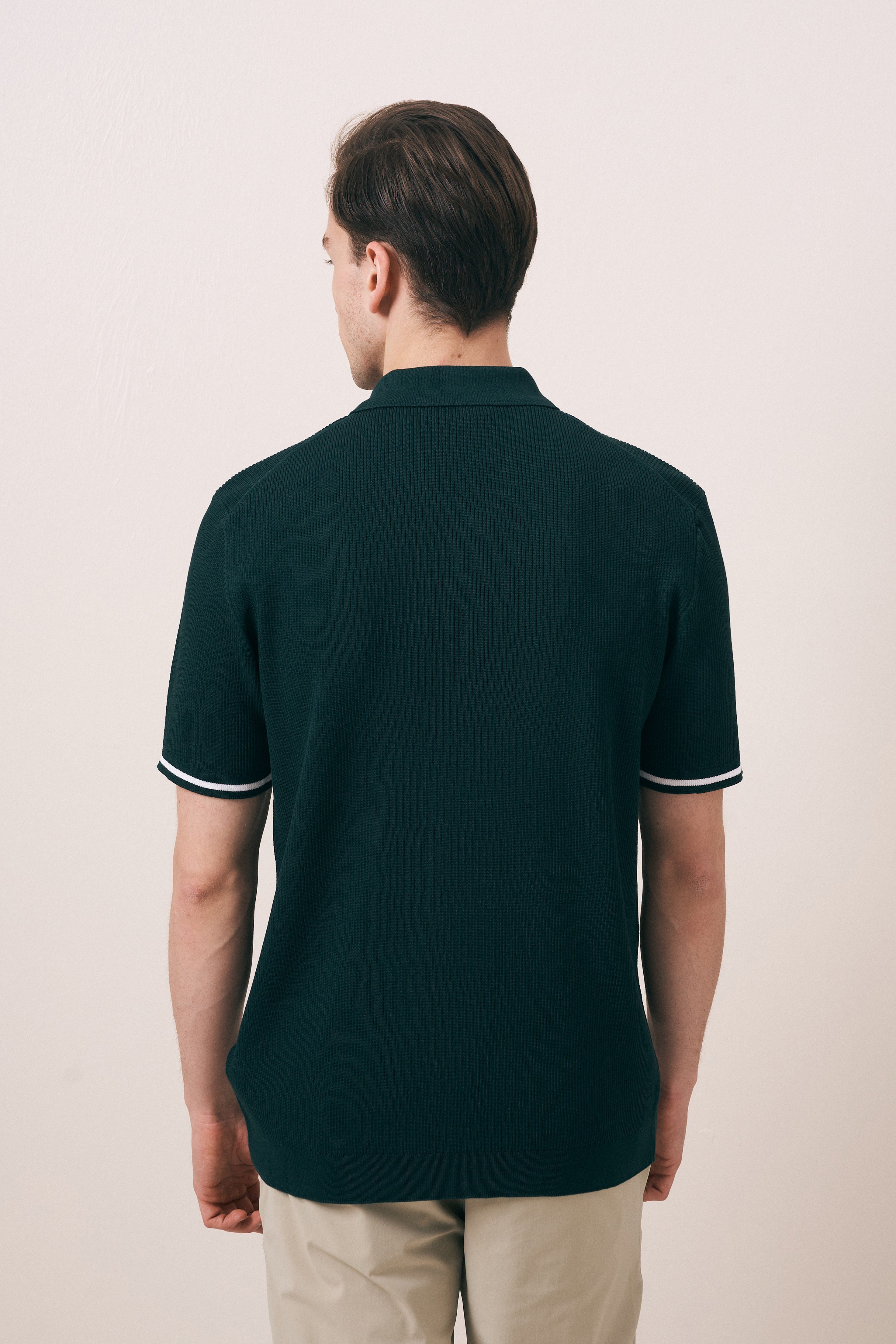 REGULAR FIT KOL DETAYLI DÜĞMELİ POLO TRİKO T-SHIRT
