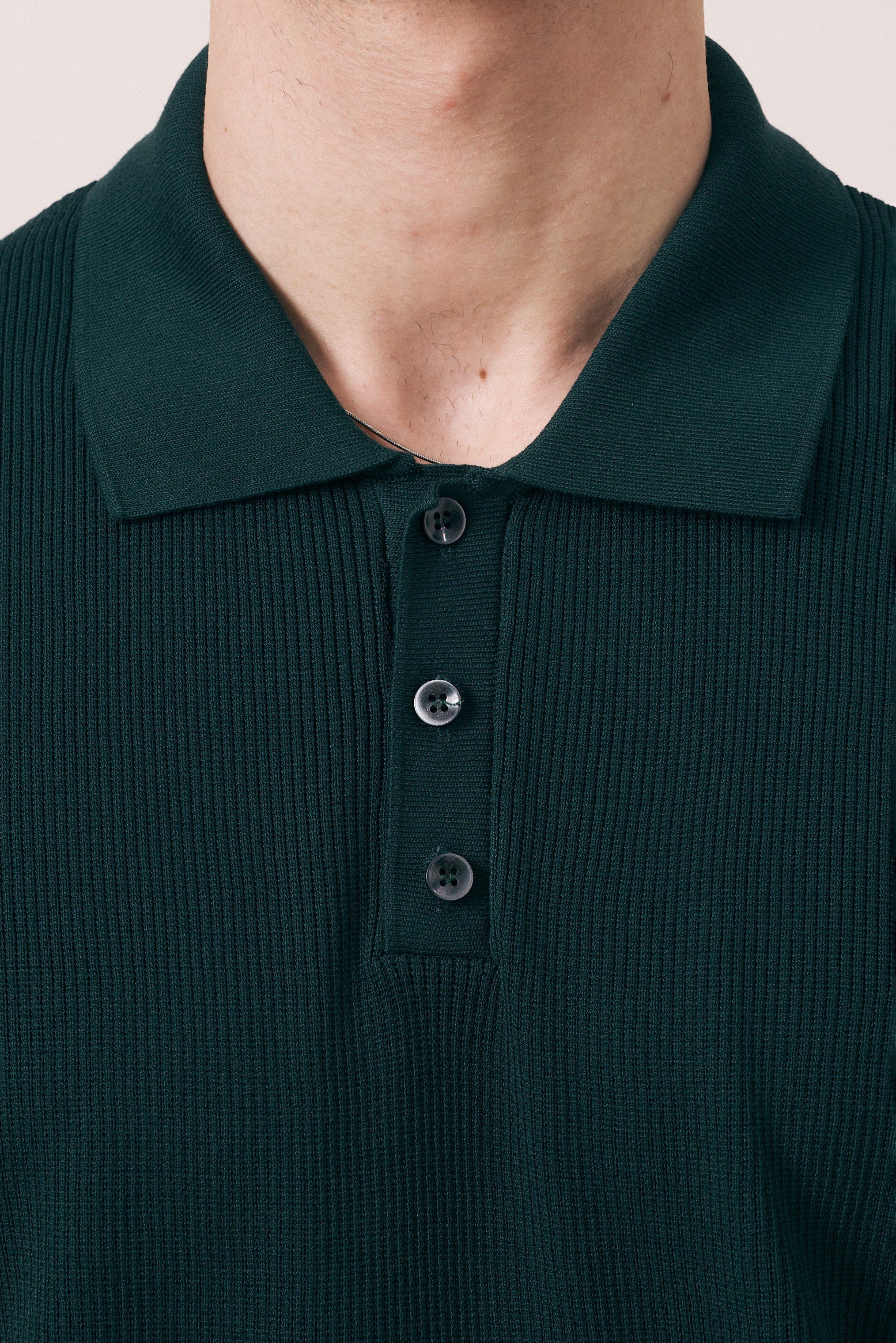 REGULAR FIT KOL DETAYLI DÜĞMELİ POLO TRİKO T-SHIRT