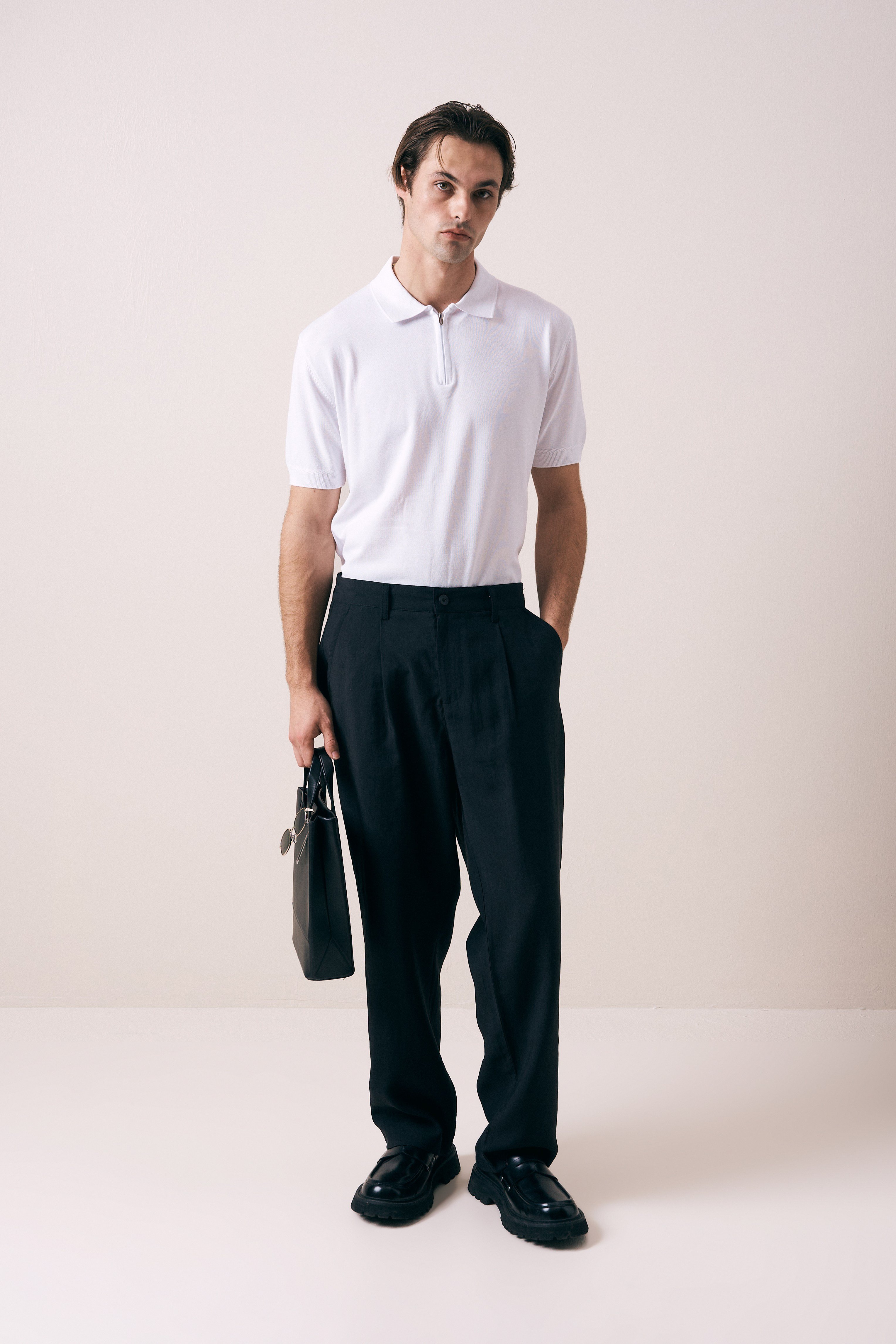 REGULAR FIT KOL ÖRGÜ DETAYLI FERMUARLI POLO TRİKO T-SHIRT