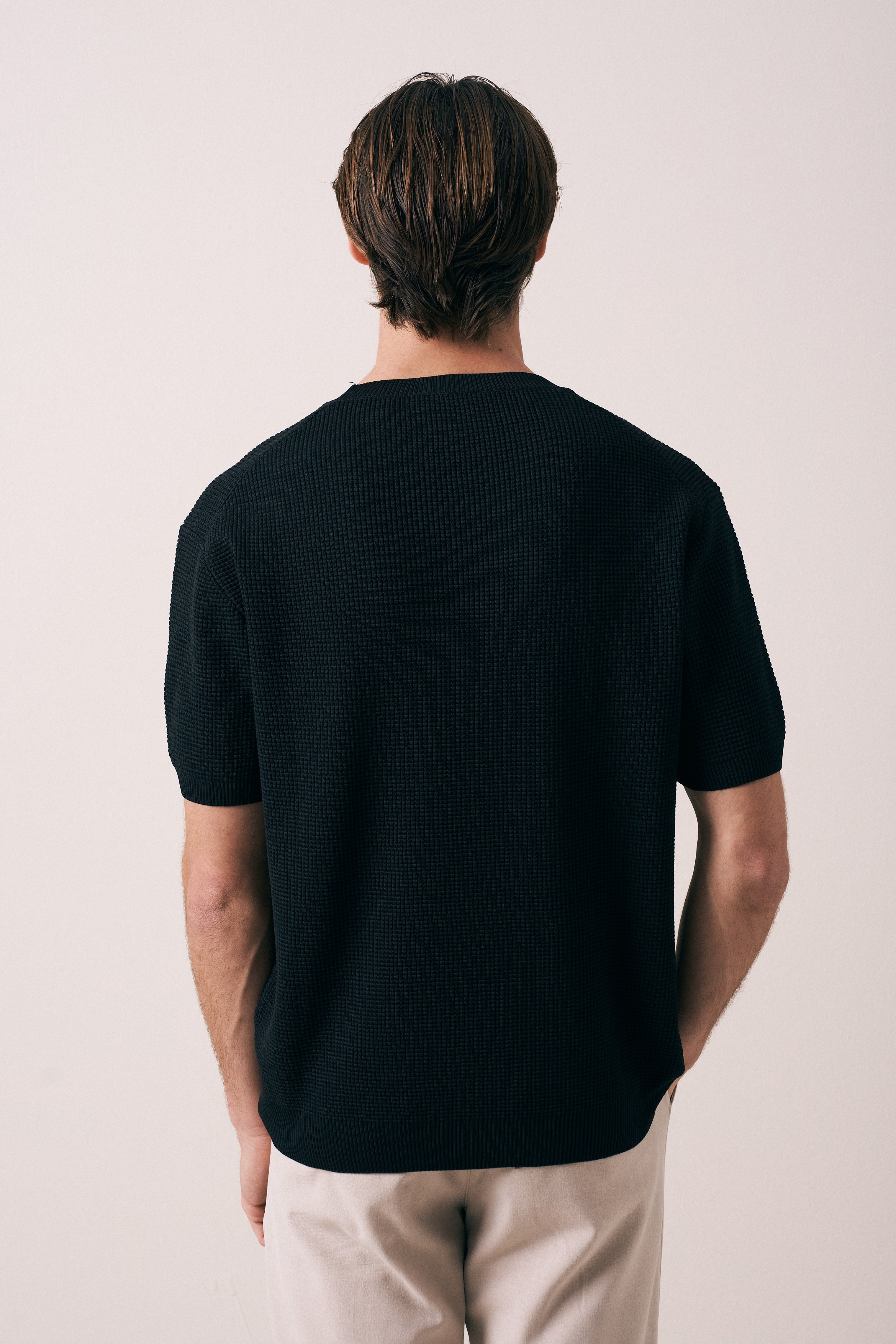 REGULAR FIT ÖRGÜ TRİKO T-SHIRT