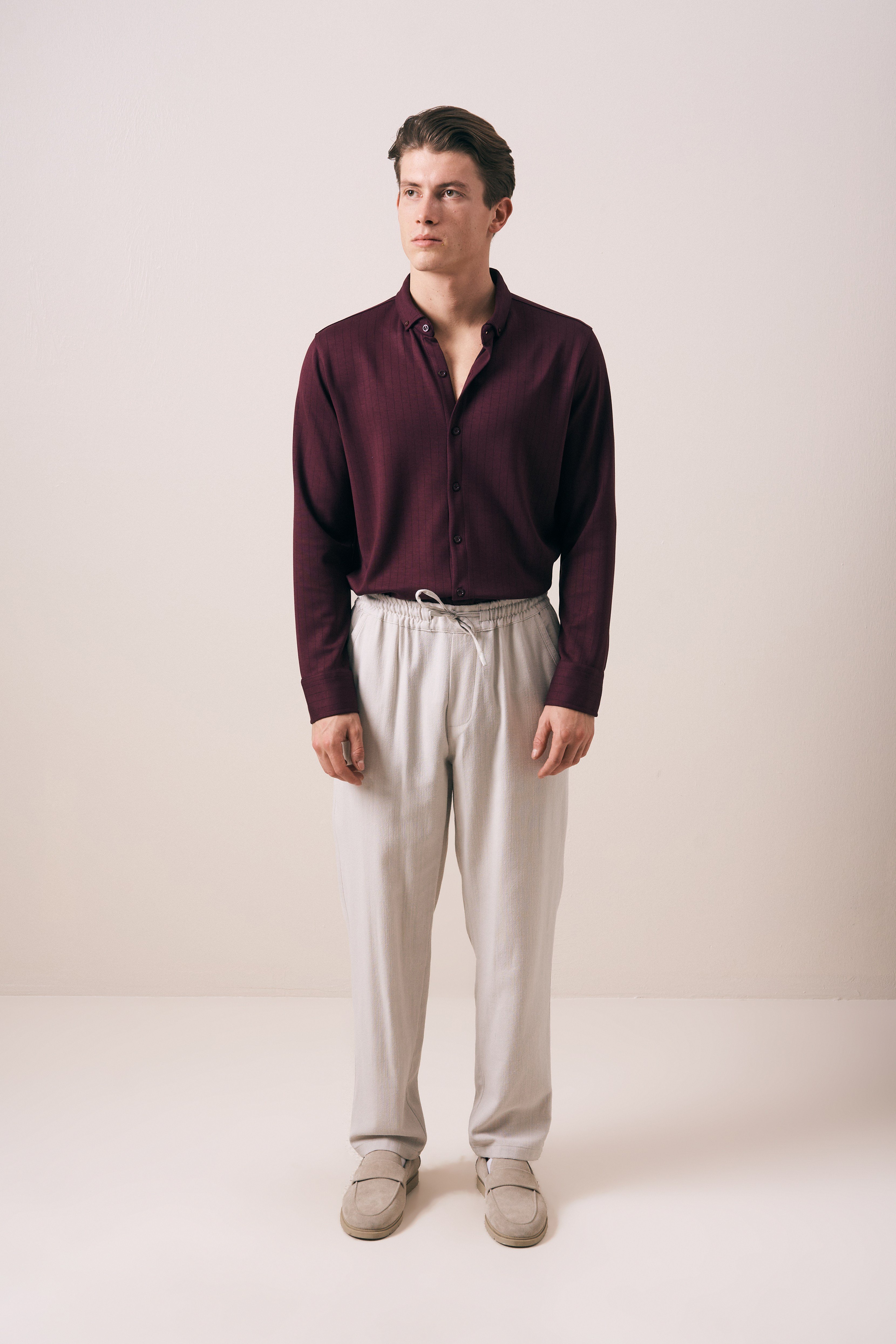REGULAR FIT OYSHO ÇİZGİ DOKULU GÖMLEK