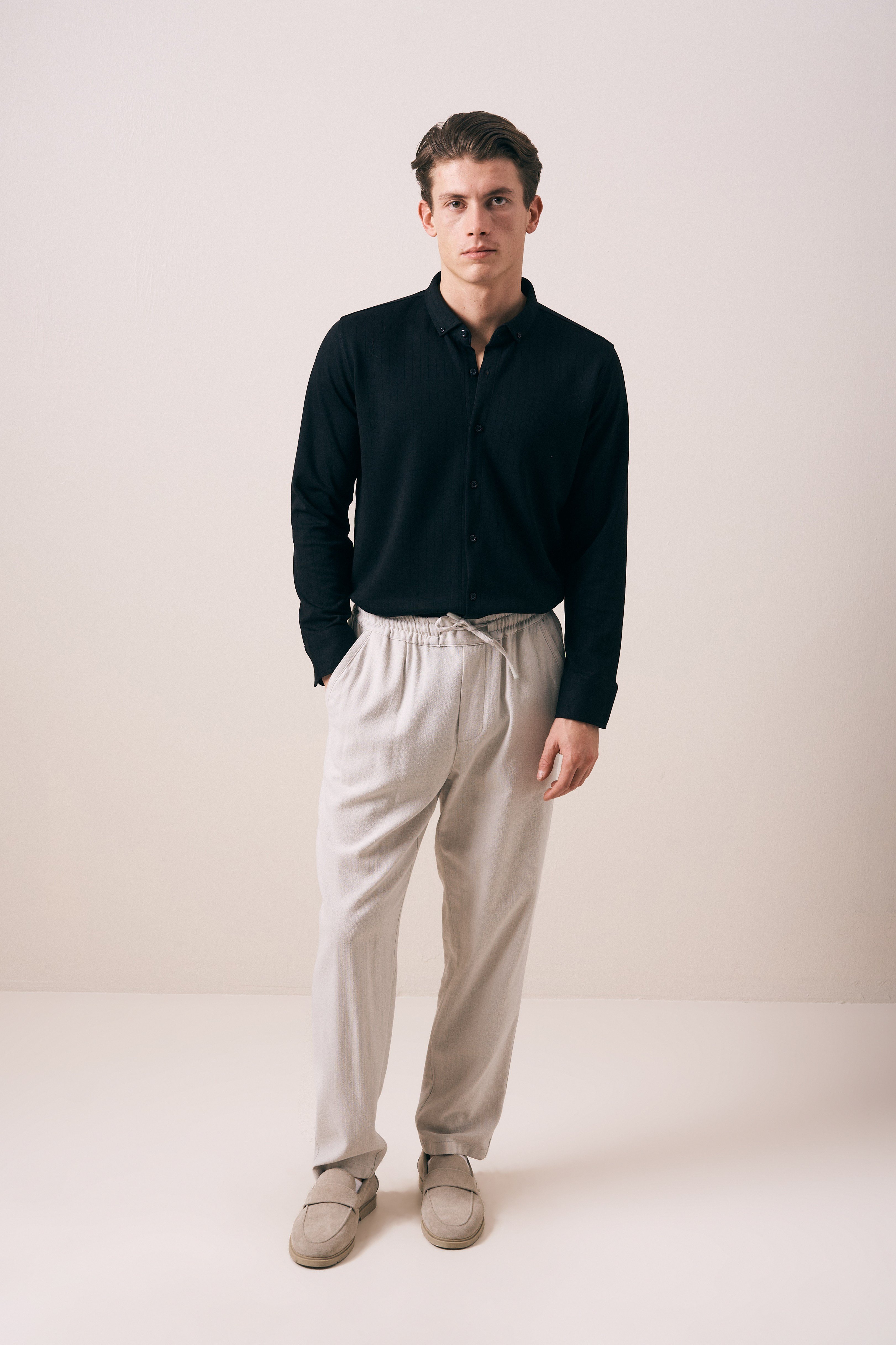 REGULAR FIT OYSHO ÇİZGİ DOKULU GÖMLEK