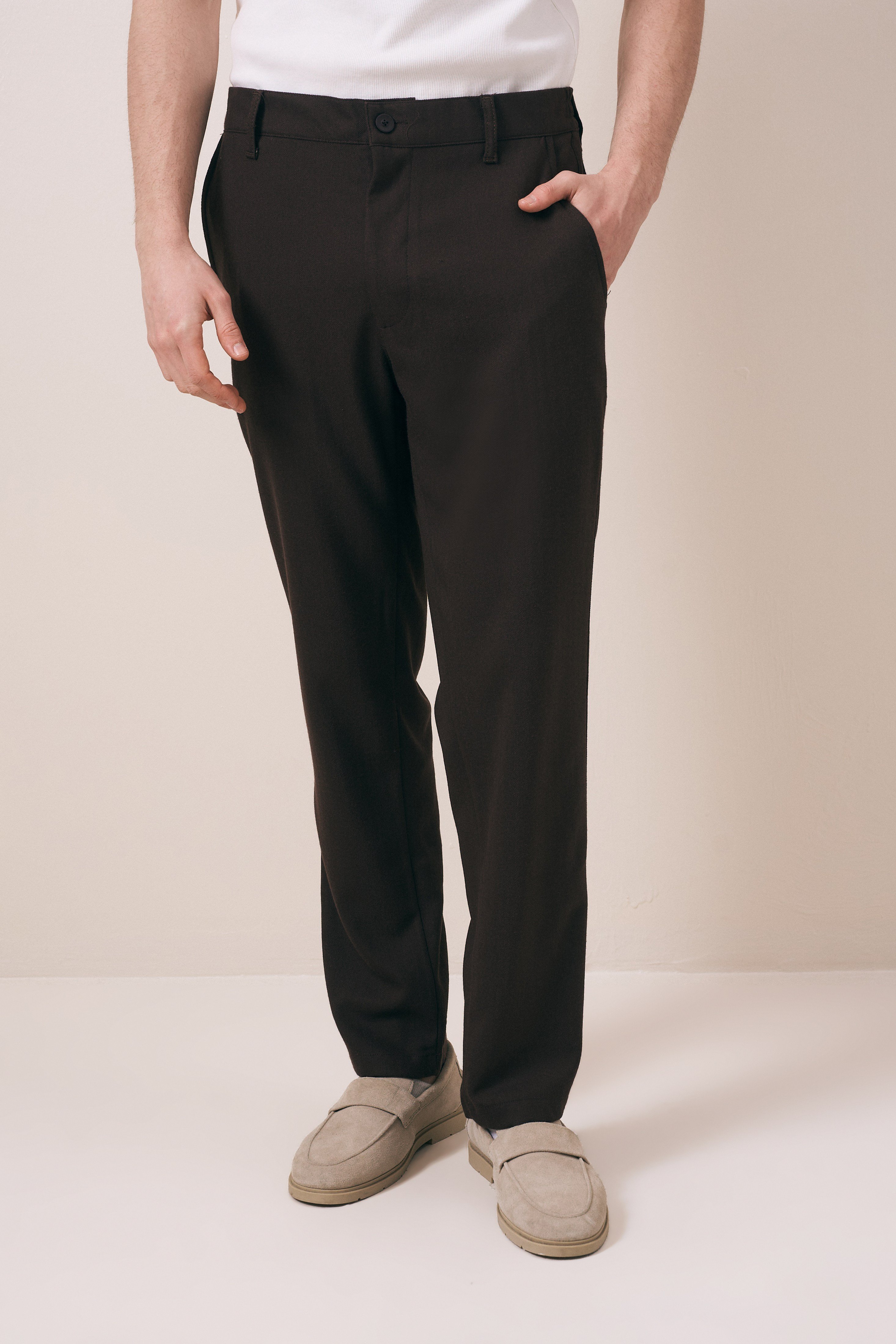 REGULAR FIT RAHAT DOKULU PANTOLON