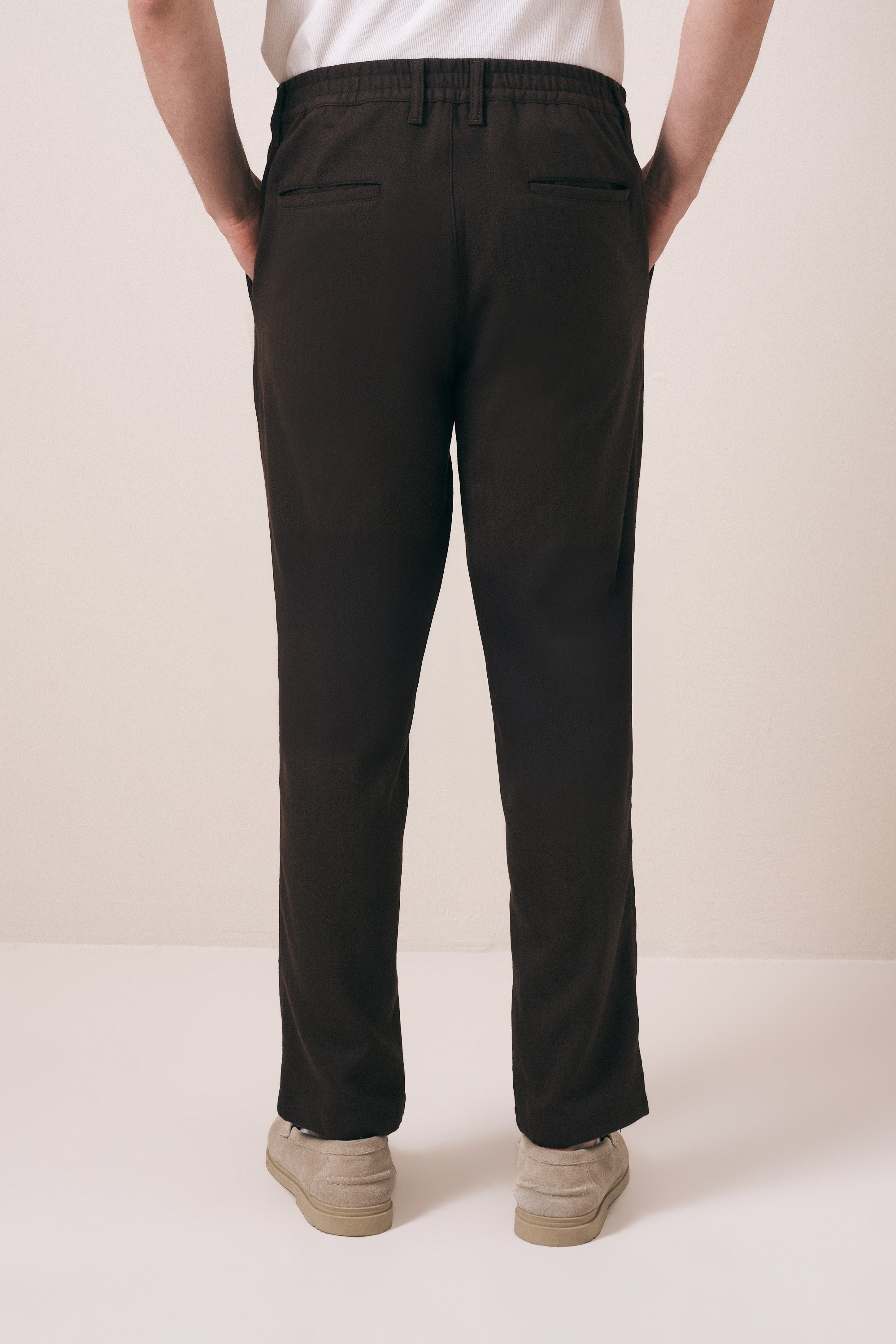 REGULAR FIT RAHAT DOKULU PANTOLON