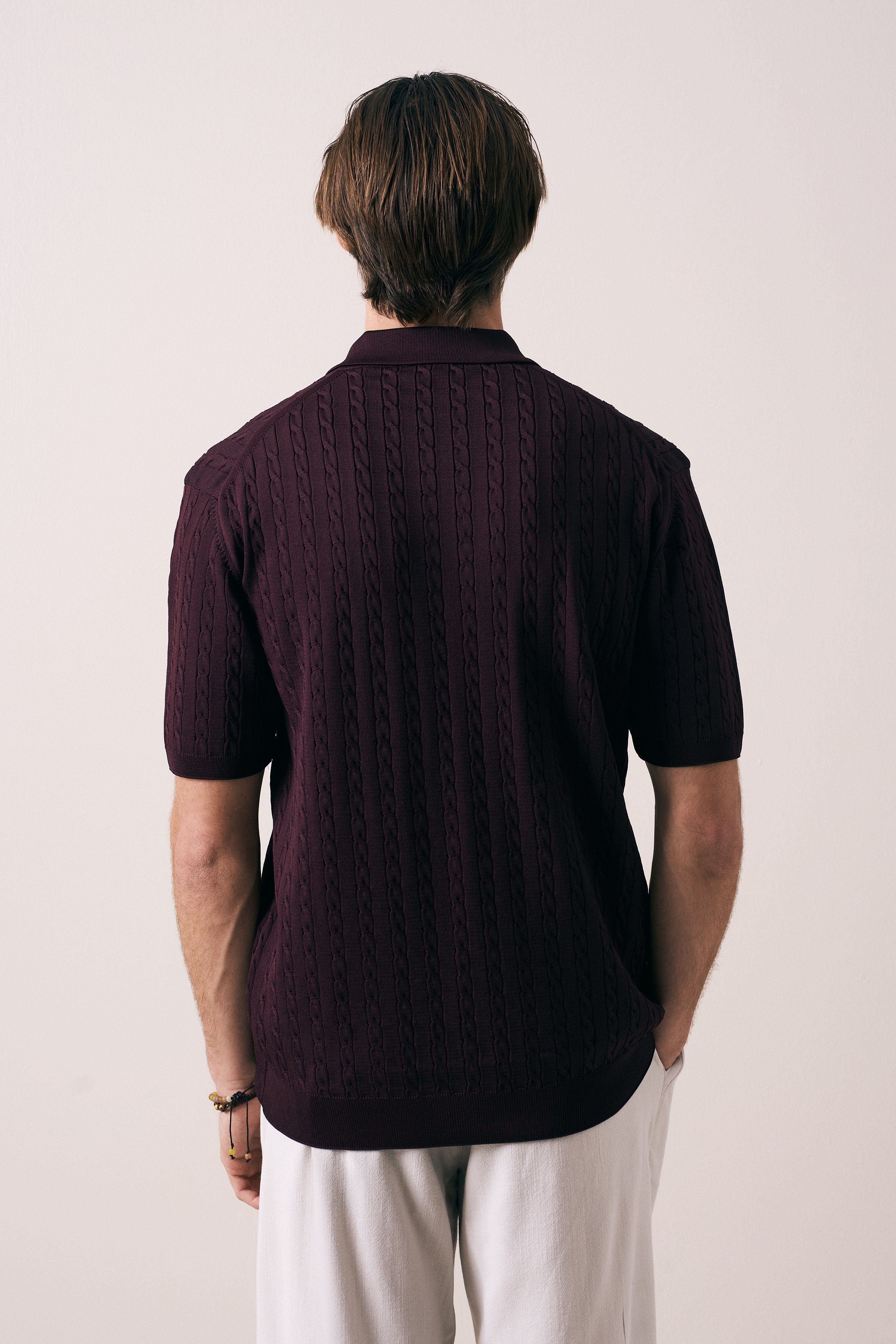 SAÇ ÖRGÜ DETAYLI FERMUARLI POLO TRİKO T-SHIRT