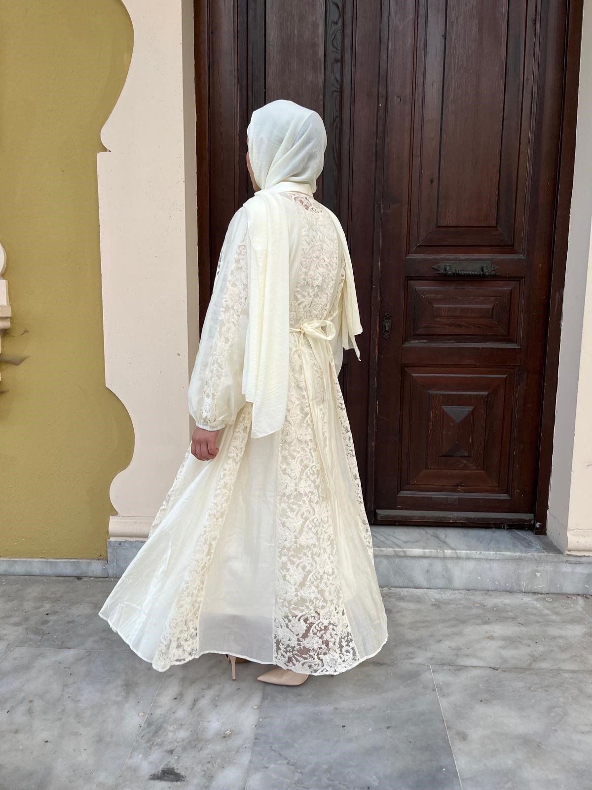 İthal Dantel Detaylı Uzun Elbise Beyaz