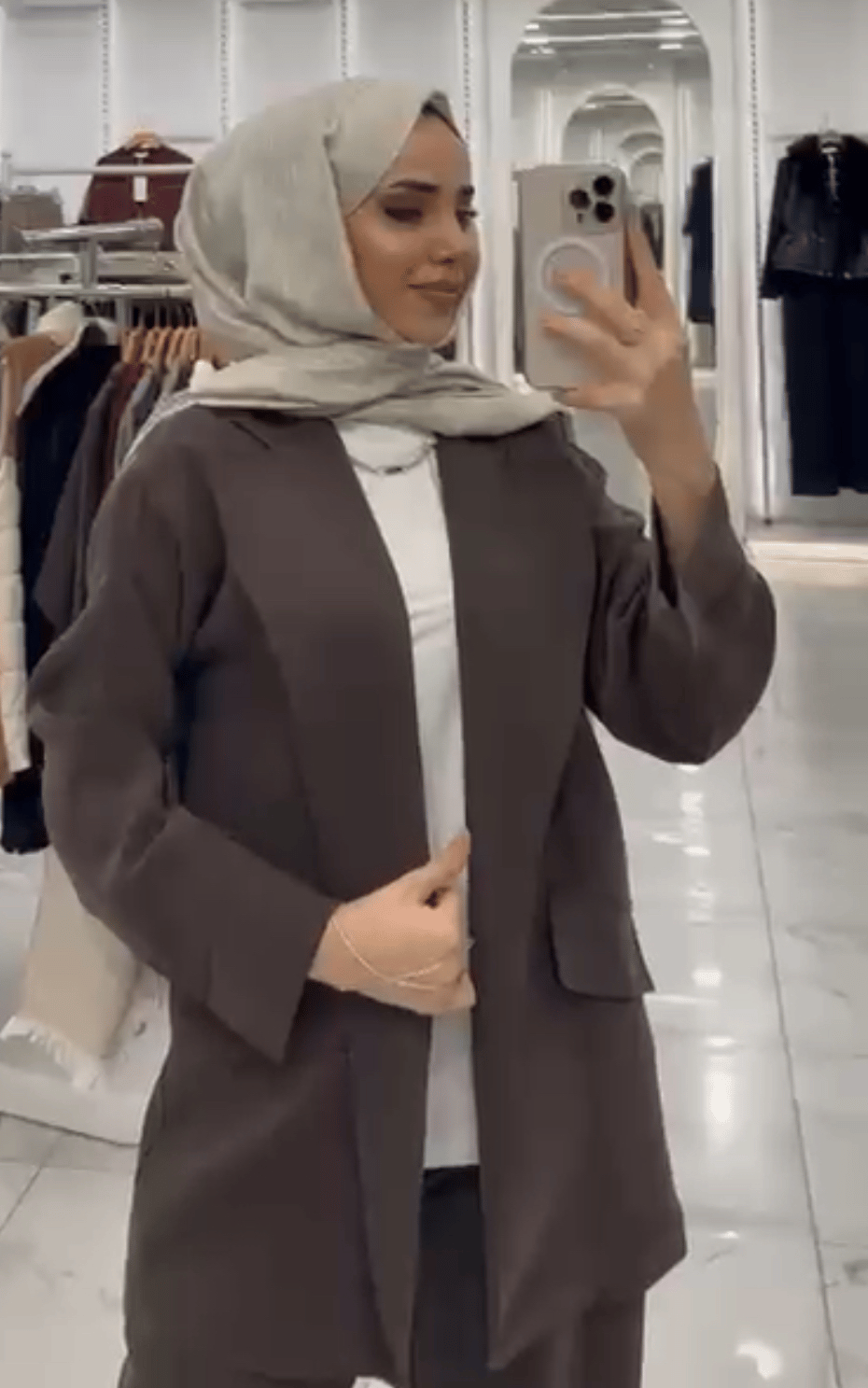 Yeni Sezon Günlük  & İş ve Özel Ortamlar için tasarlanmış 3 Parçalı %100 Modal Kumaş Takim Şık & Zarif