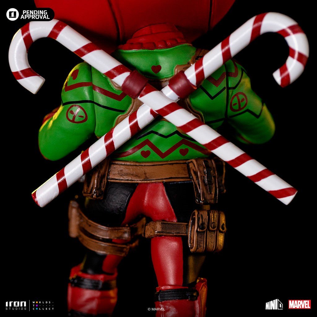 Statue Deadpool (Holidays Version) - Marvel Comics - Minico - Iron Studios