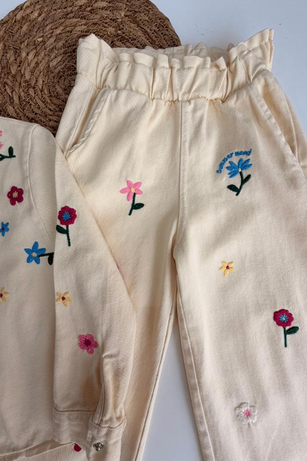 Çiçek Nakış Detaylı Ceket ve Pantolon Takım (Bej)