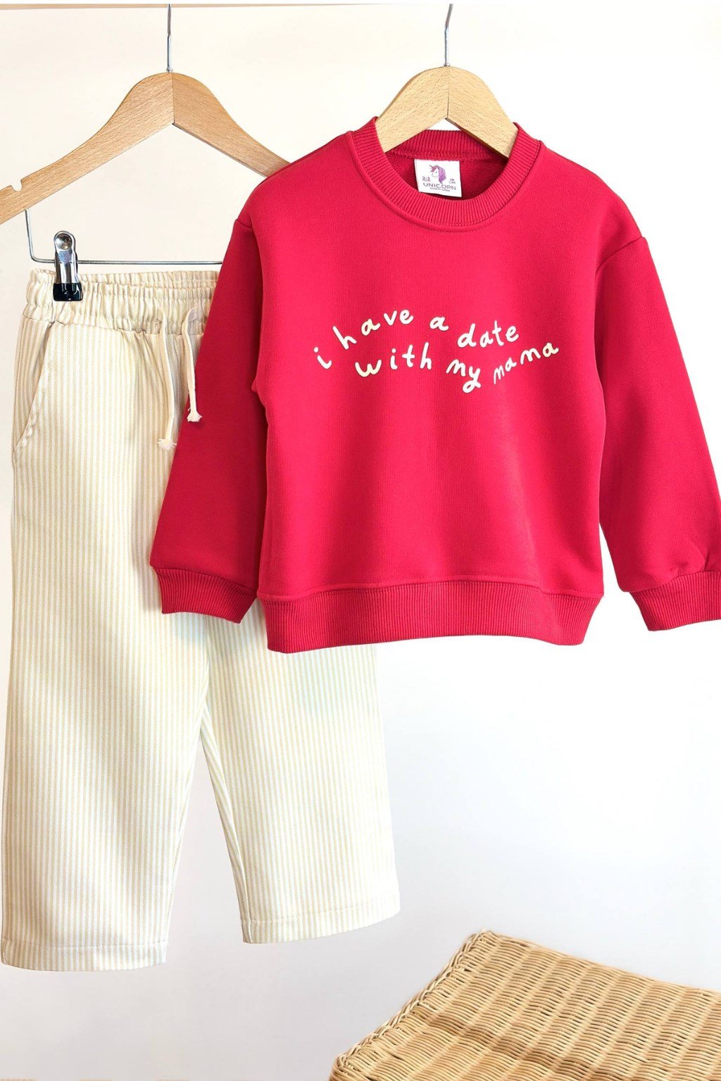 Çocuk Baskılı Sweatshirt ve Denim Pantolon Takım