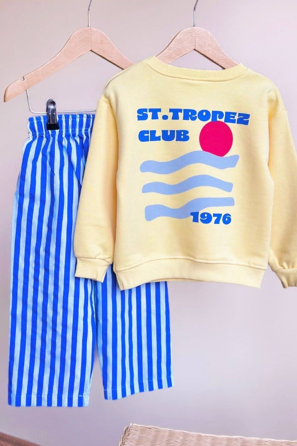 Çocuk Sırt Baskılı Sweatshirt ve Çizgili Eşofman Takım