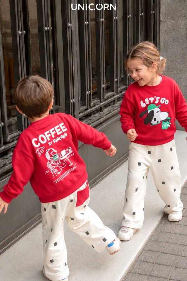 Çocuk Sırt Baskılı Sweatshirt ve Eşofman Takım